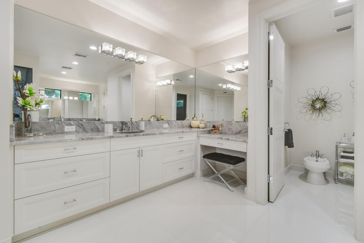 1515 NW Lancewood Terrace