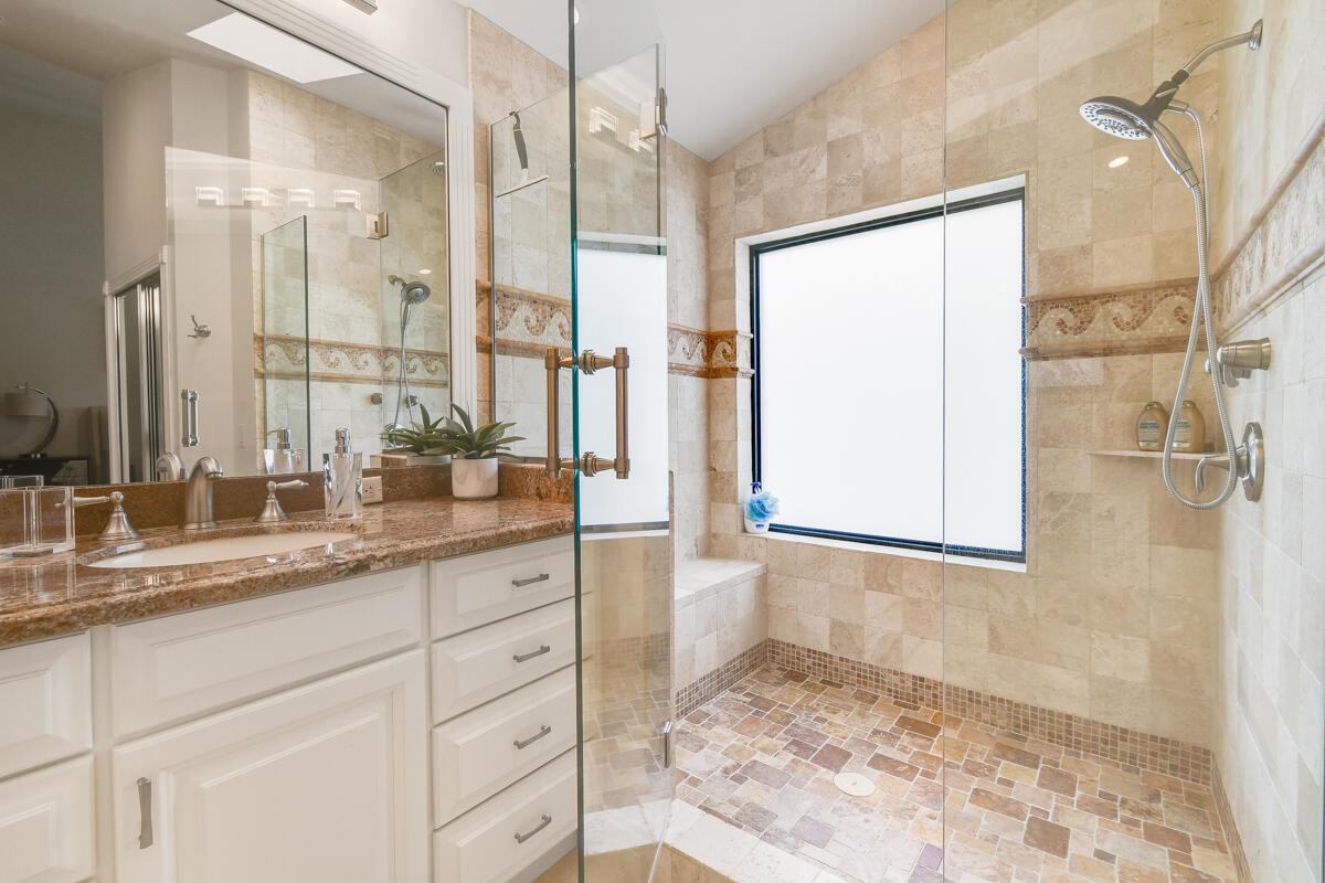 1515 NW Lancewood Terrace