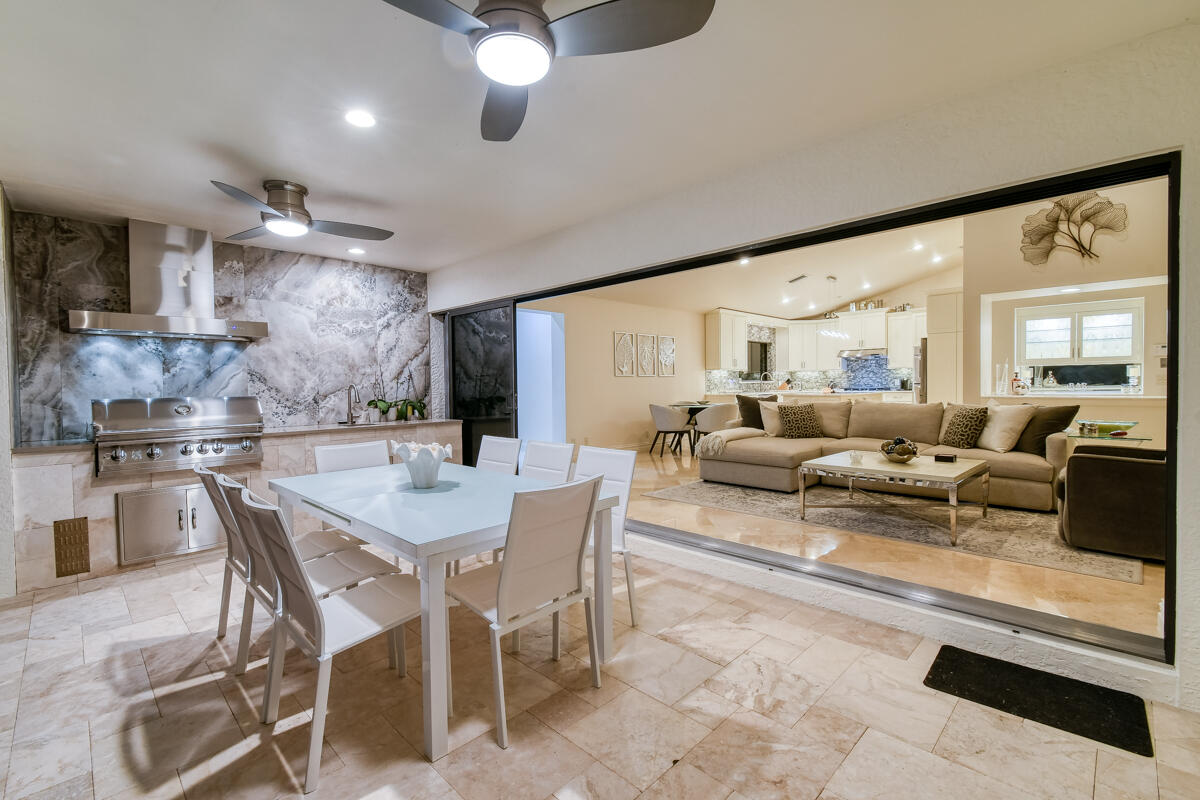 1515 NW Lancewood Terrace