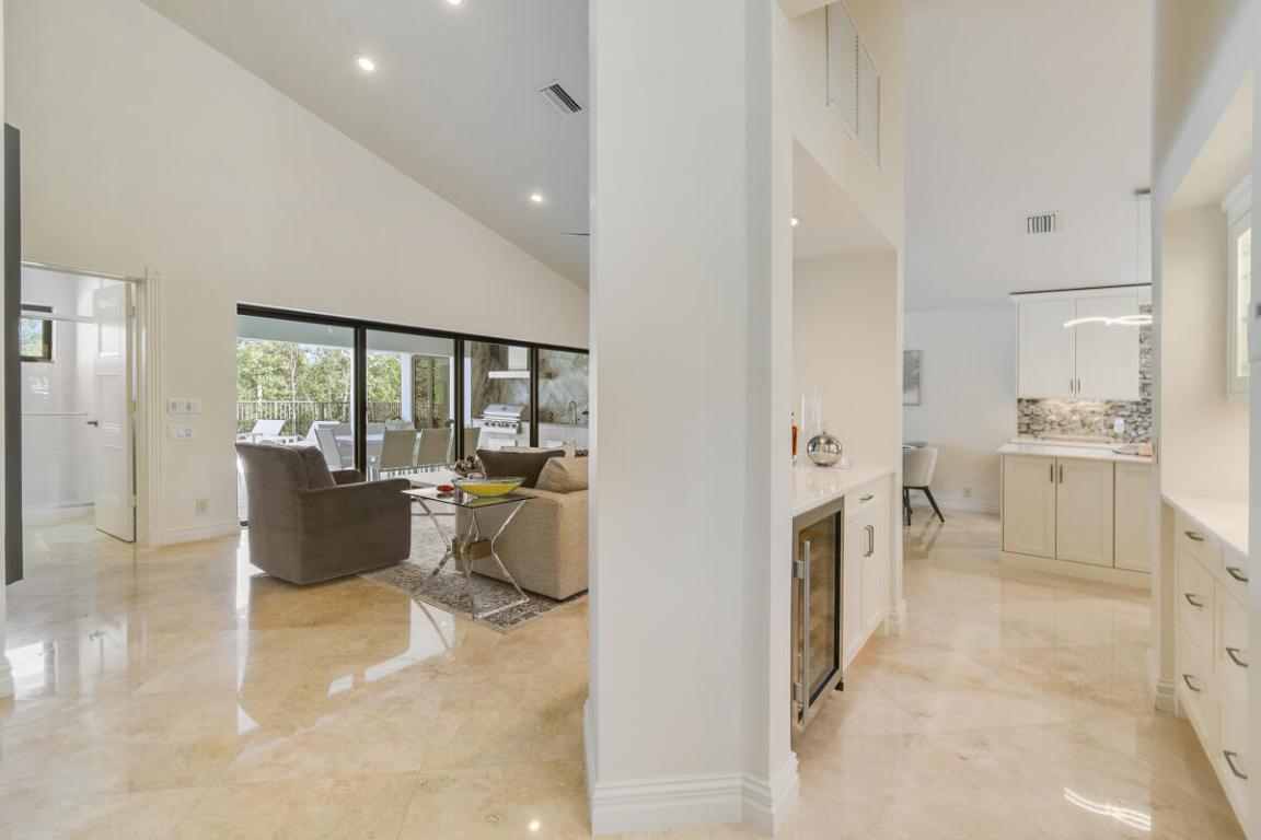 1515 NW Lancewood Terrace