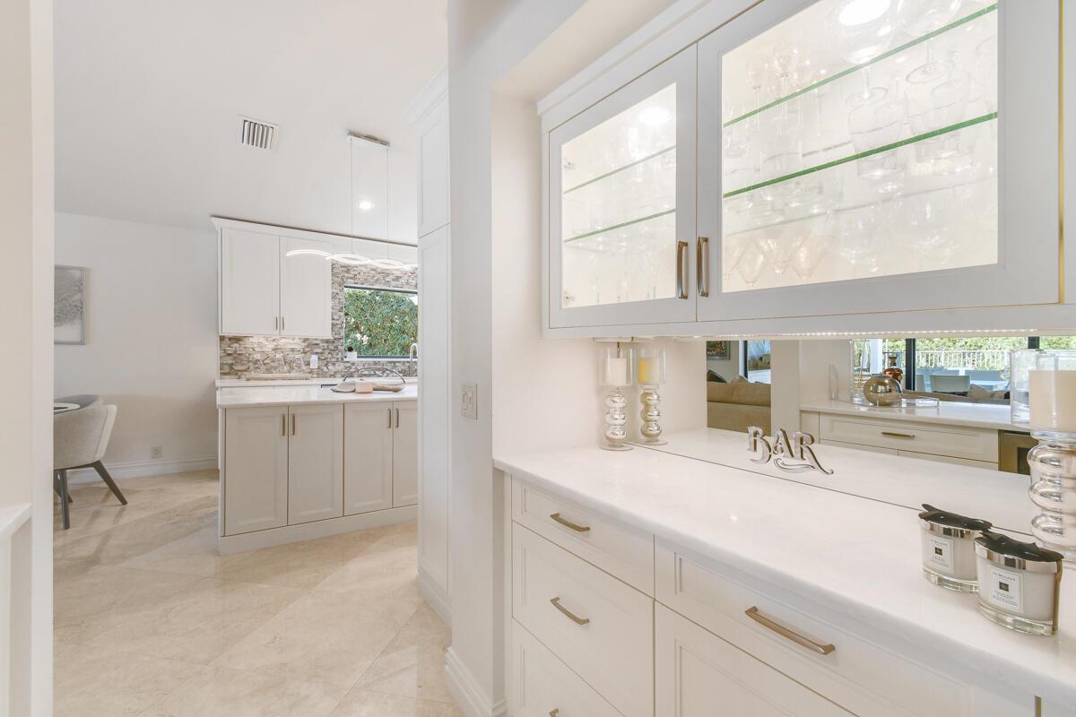 1515 NW Lancewood Terrace