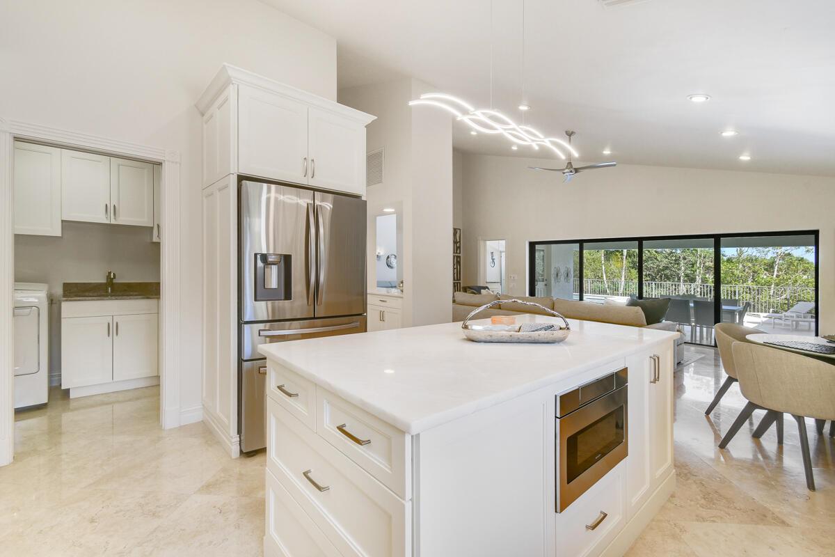 1515 NW Lancewood Terrace