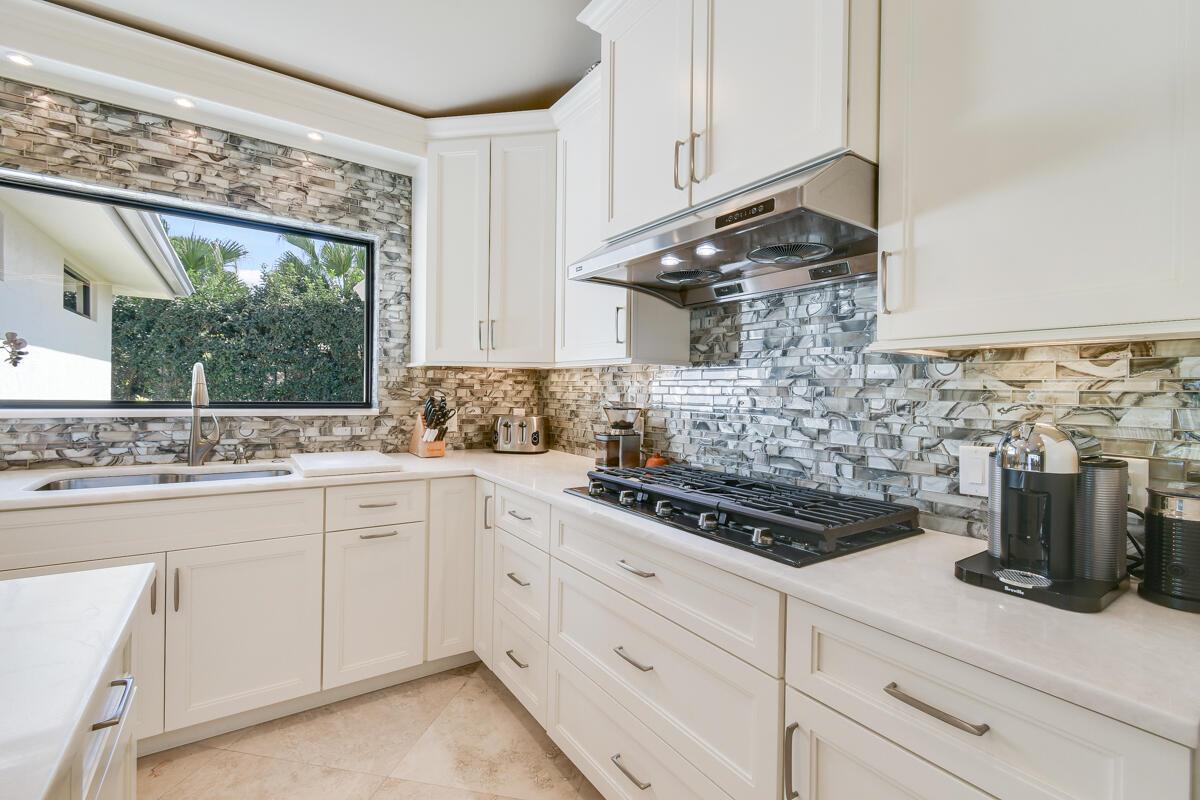 1515 NW Lancewood Terrace