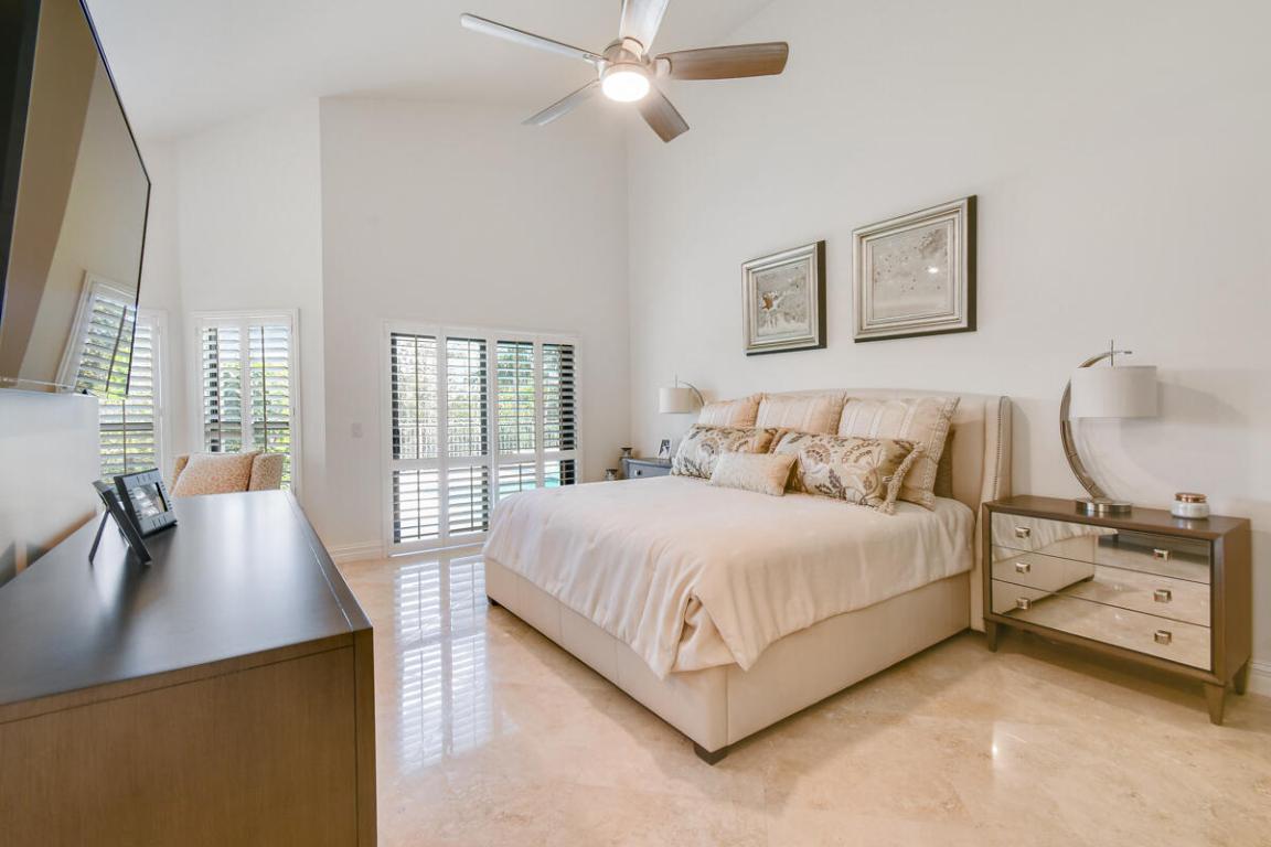 1515 NW Lancewood Terrace