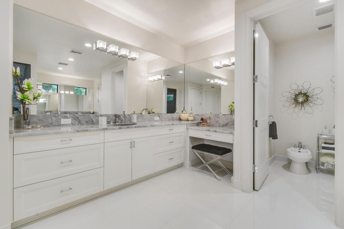 1515 NW Lancewood Terrace