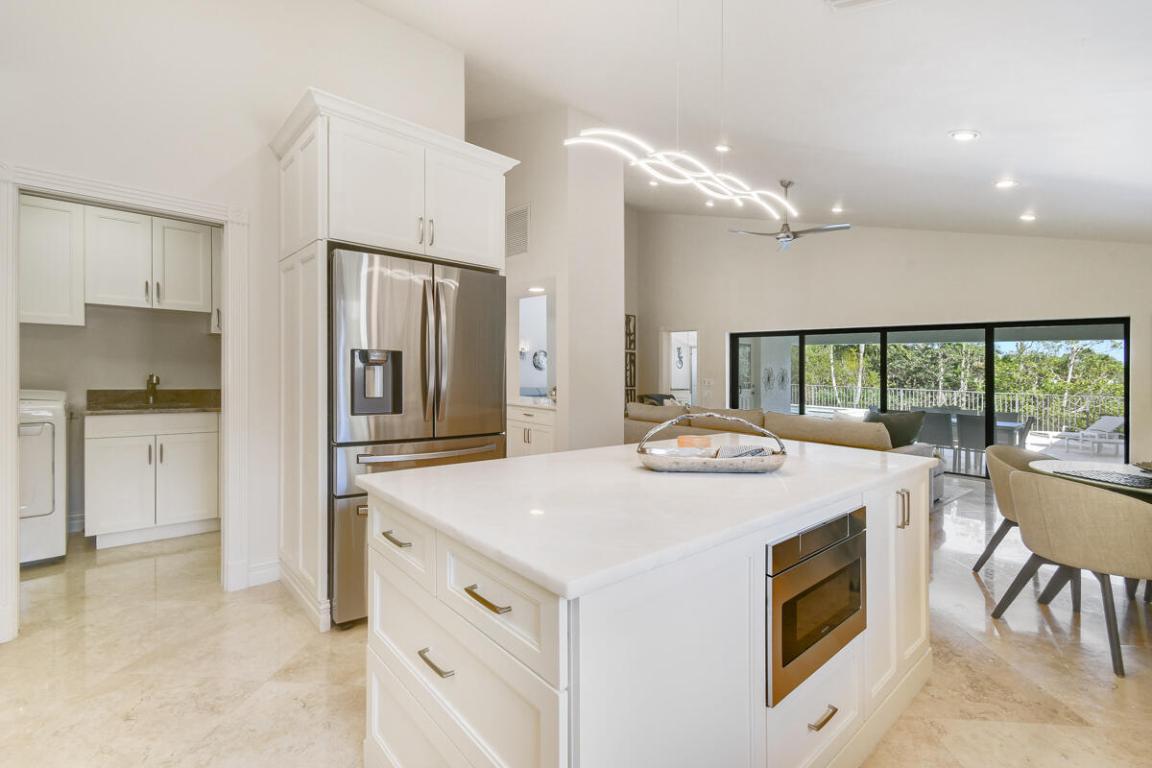 1515 NW Lancewood Terrace