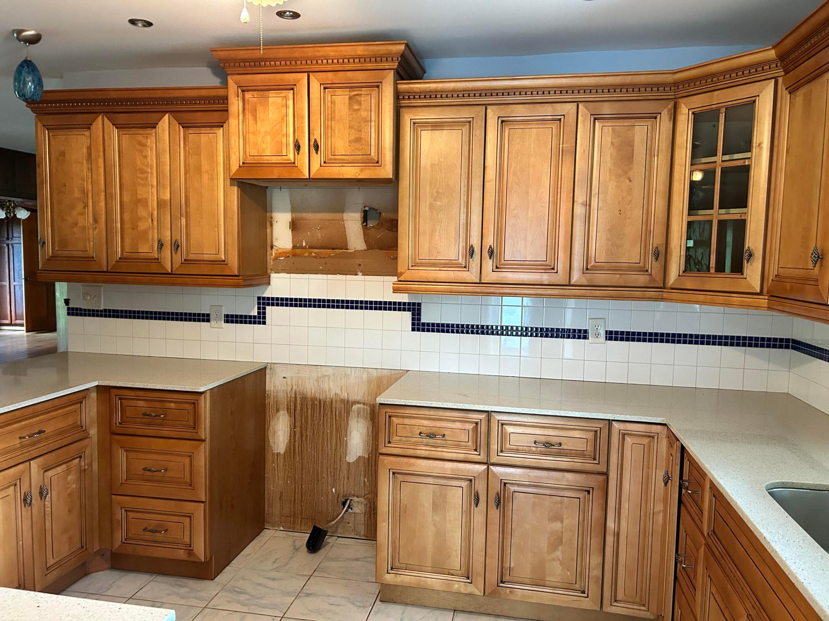 1285 SW Alligator Street