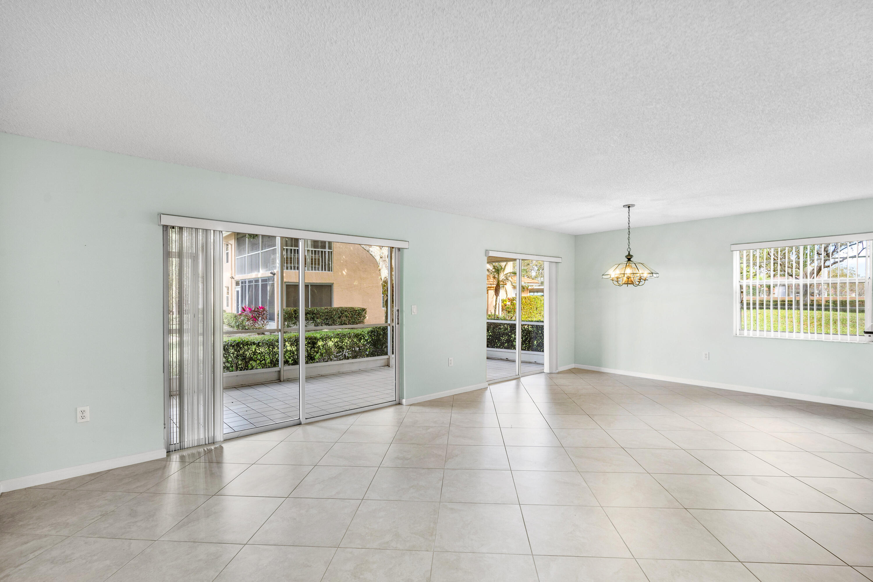 9989 Harbour Lake Circle 102