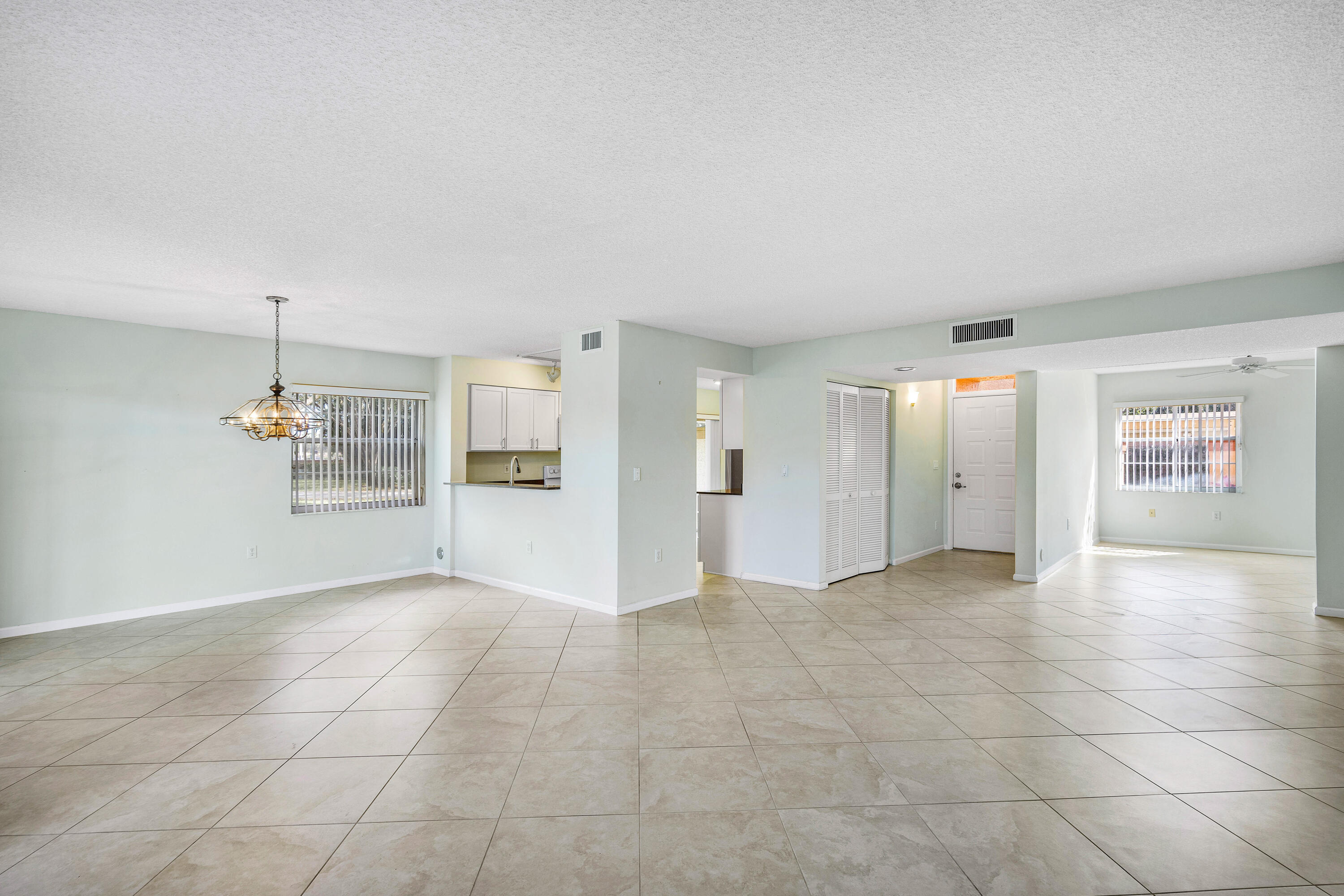 9989 Harbour Lake Circle 102