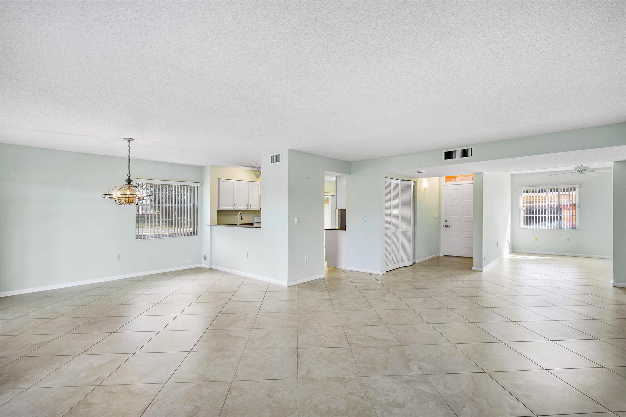 9989 Harbour Lake Circle 102