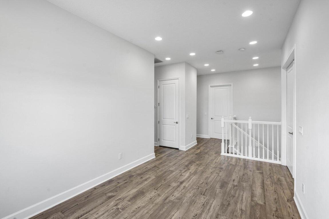 15262 Goldfinch Circle