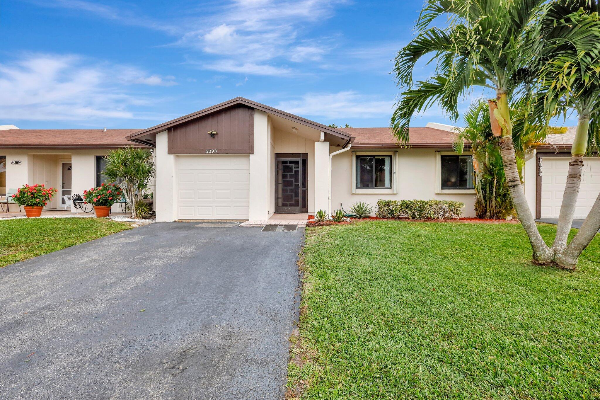 5093 Bottlebrush Street