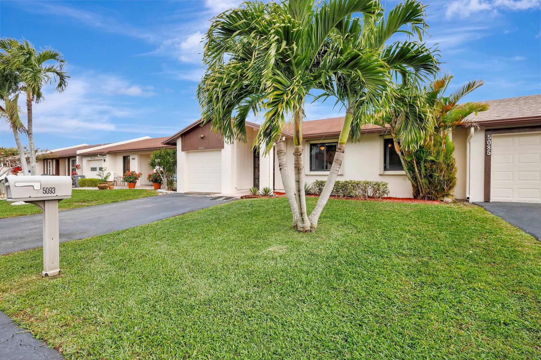 5093 Bottlebrush Street