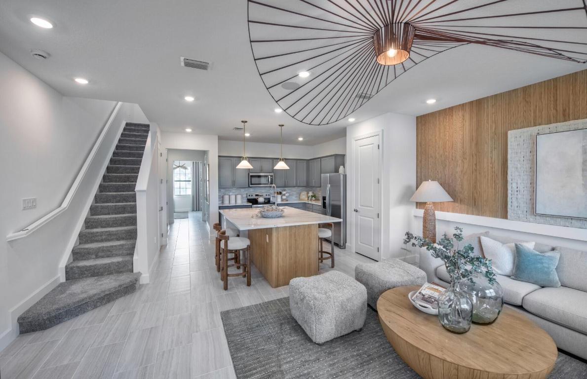 7650 SW Lucy Lane Nautical