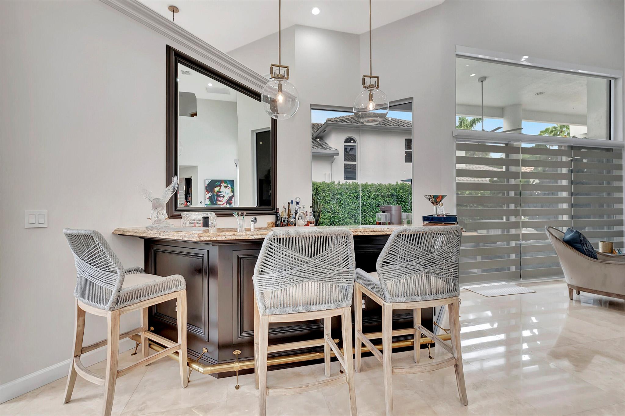 4085 Avalon Pointe Drive