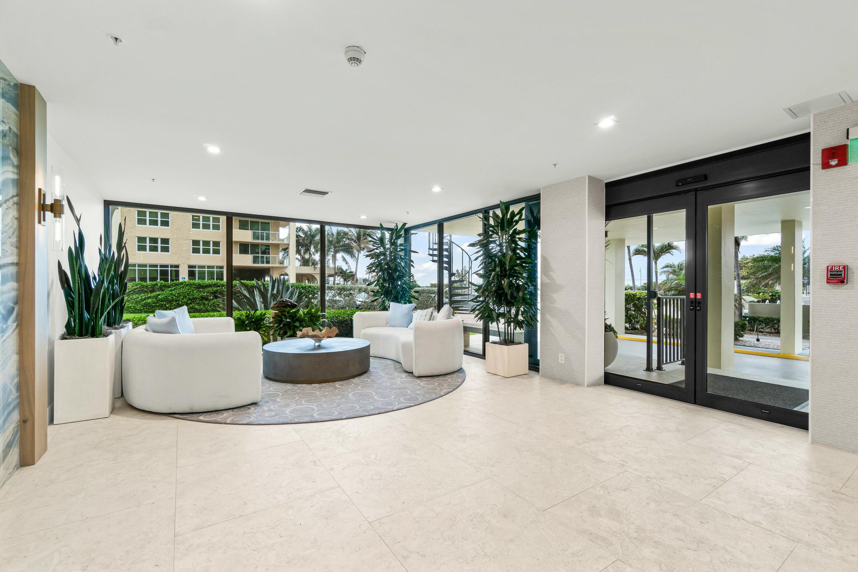 5460 N Ocean Drive 4d