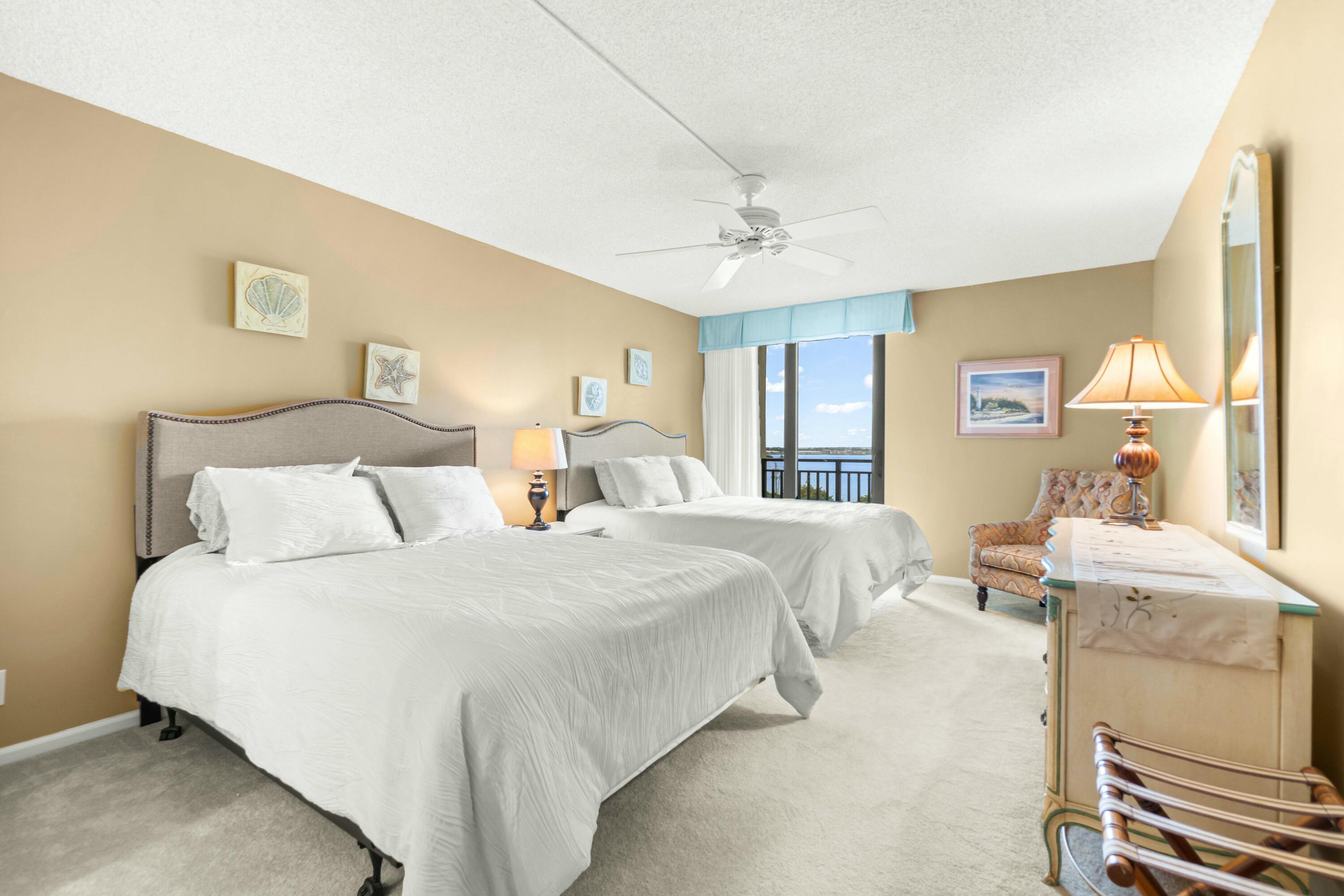 5460 N Ocean Drive 4d