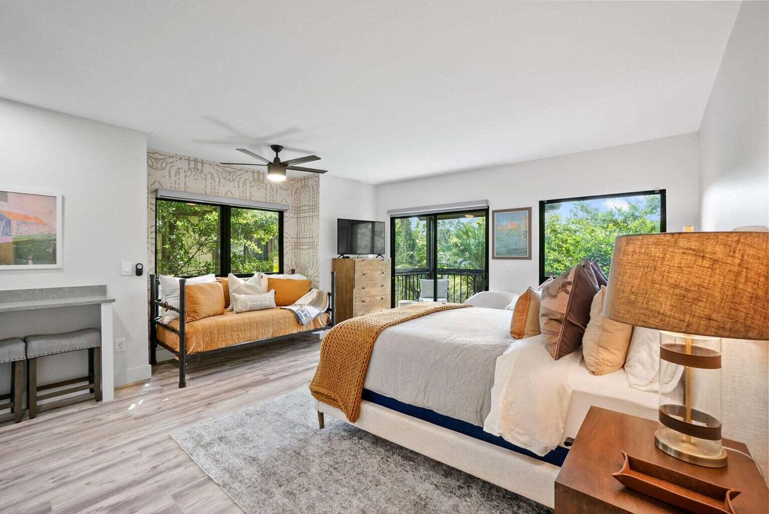 13334 Polo Club Road 344/345