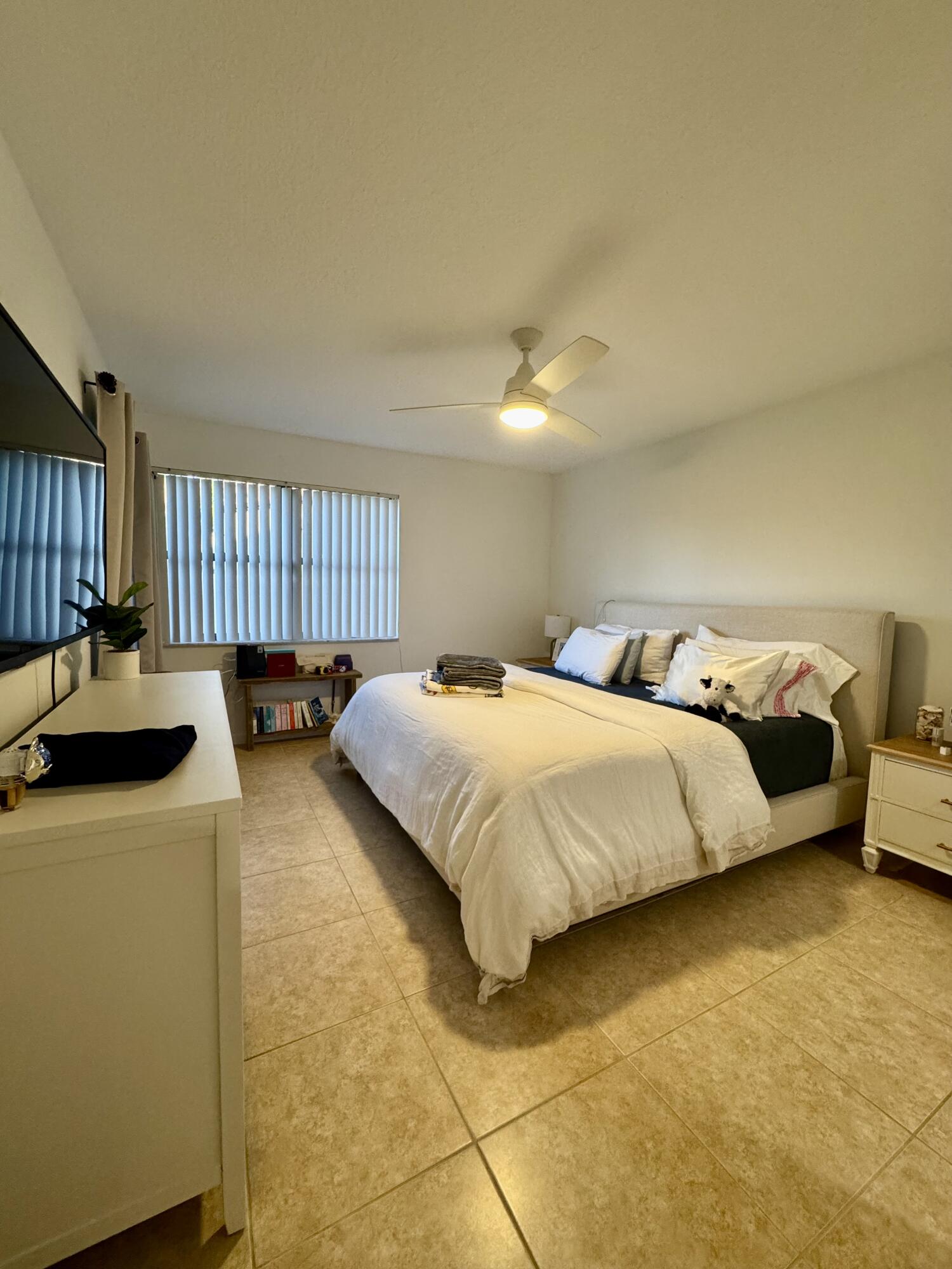 12660 Shoreline Drive 1a