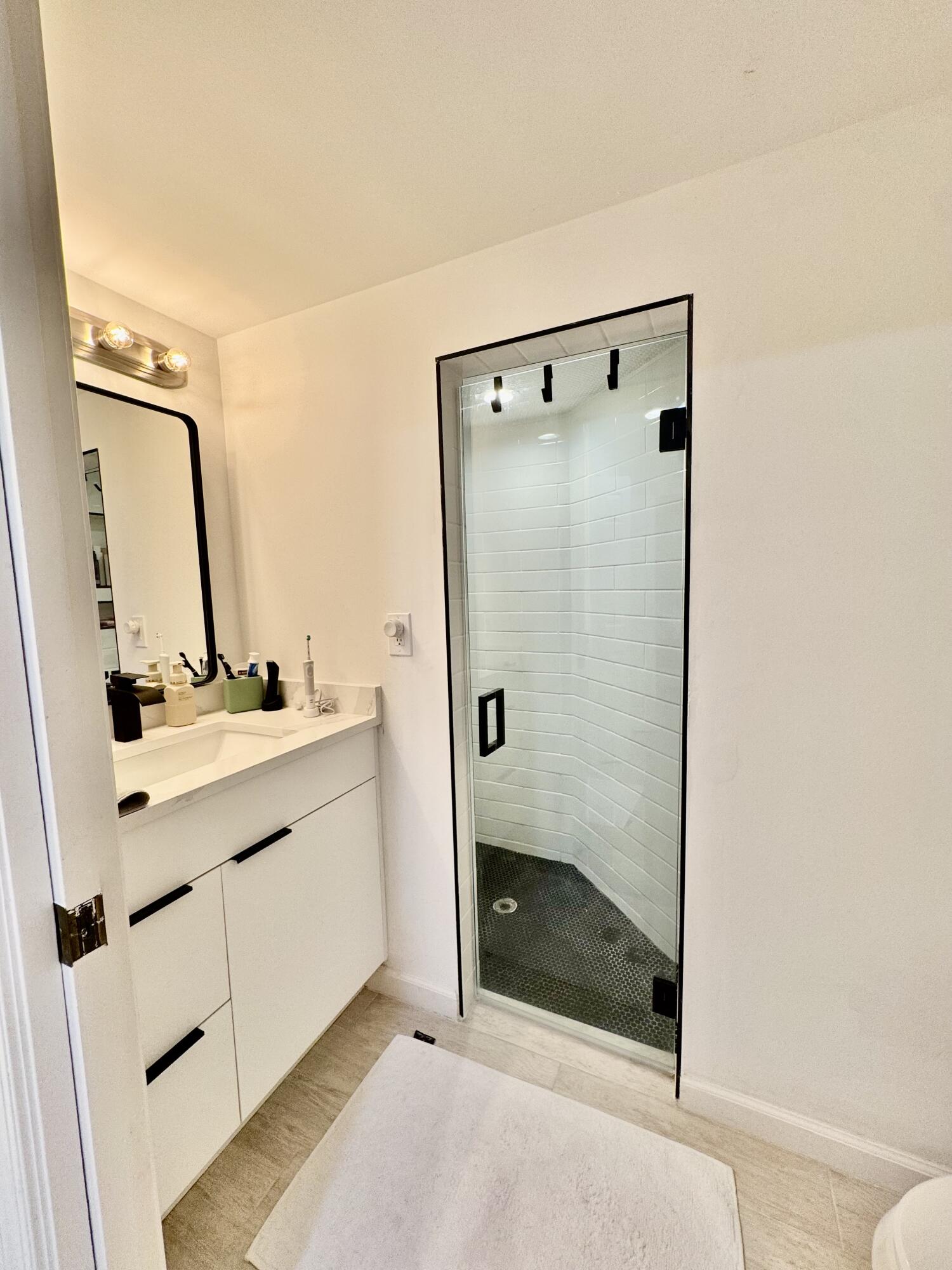 12660 Shoreline Drive 1a