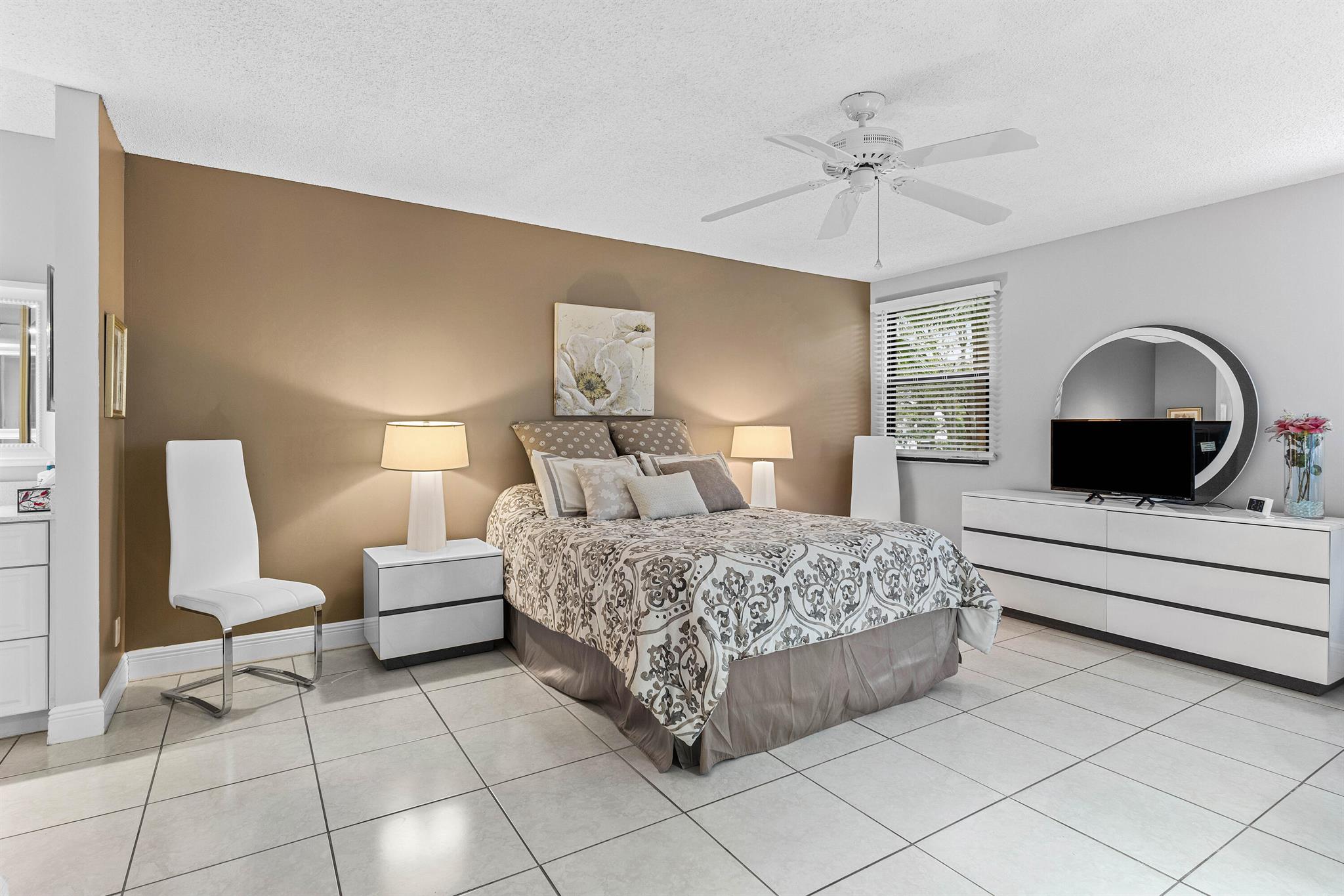 2238 N Cypress Bend Drive 207