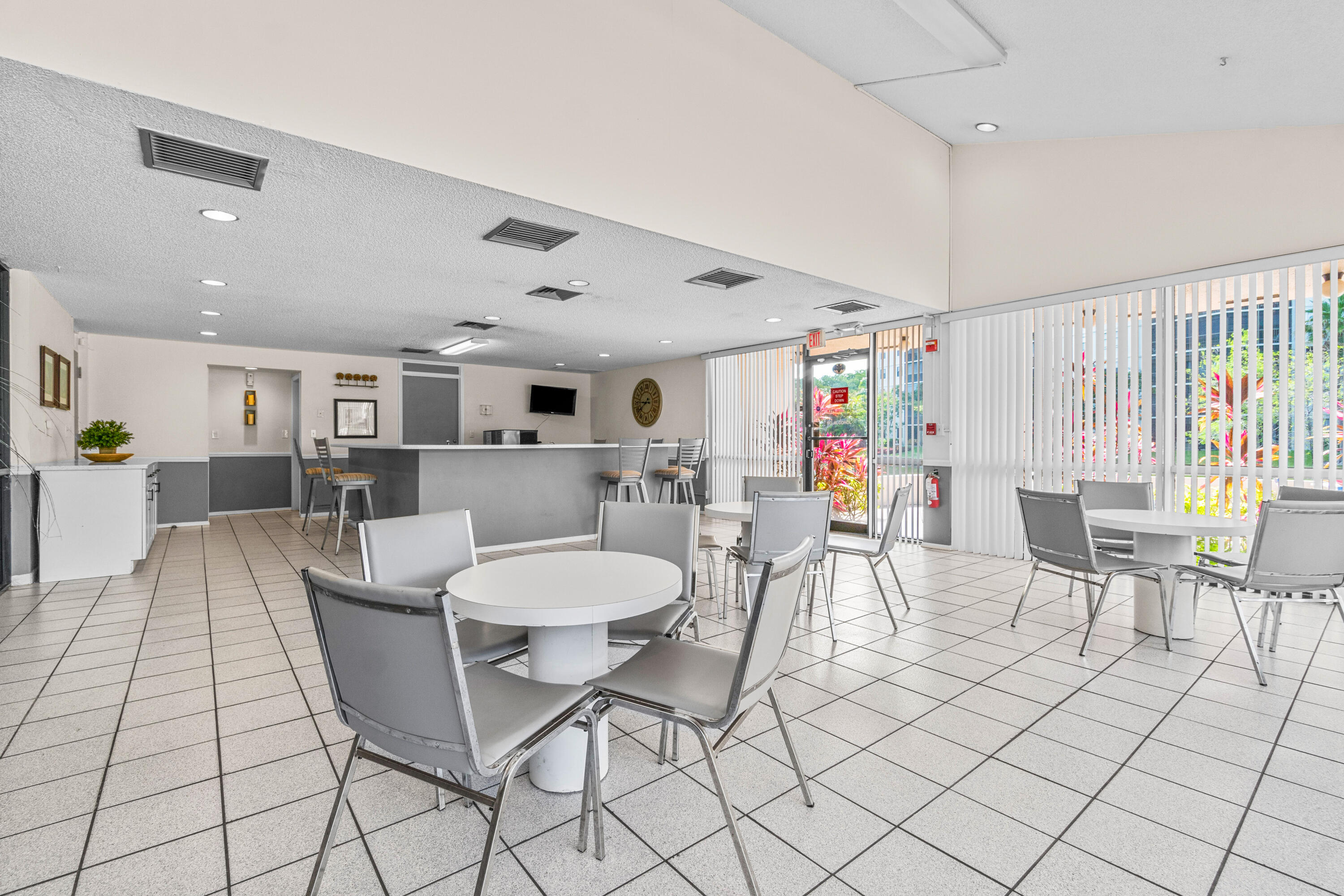 2238 N Cypress Bend Drive 207