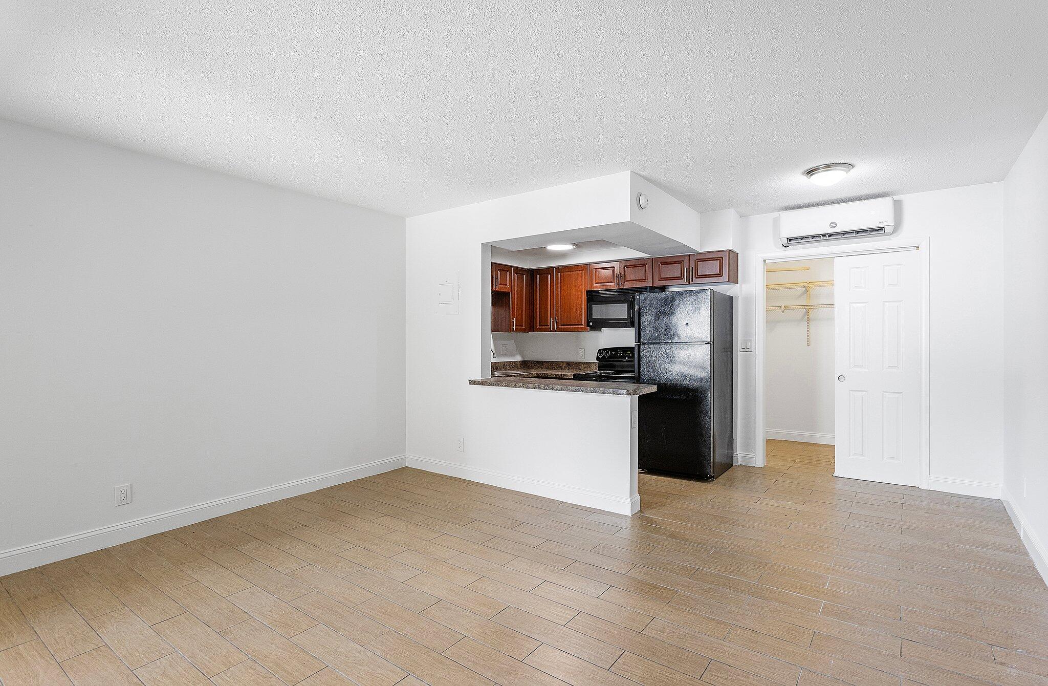 391 SE 19th Avenue 2