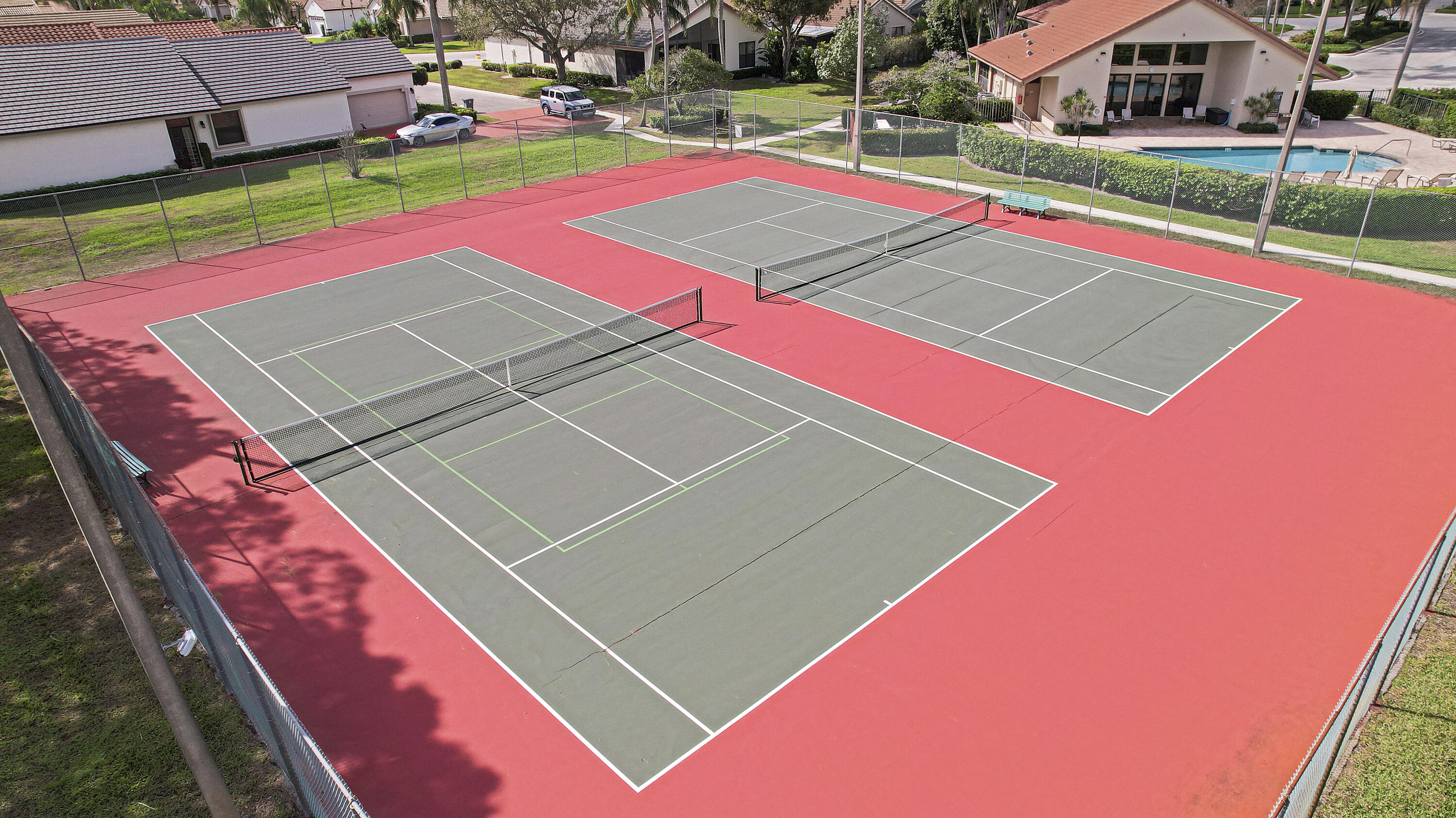 10199 Lexington Circle N