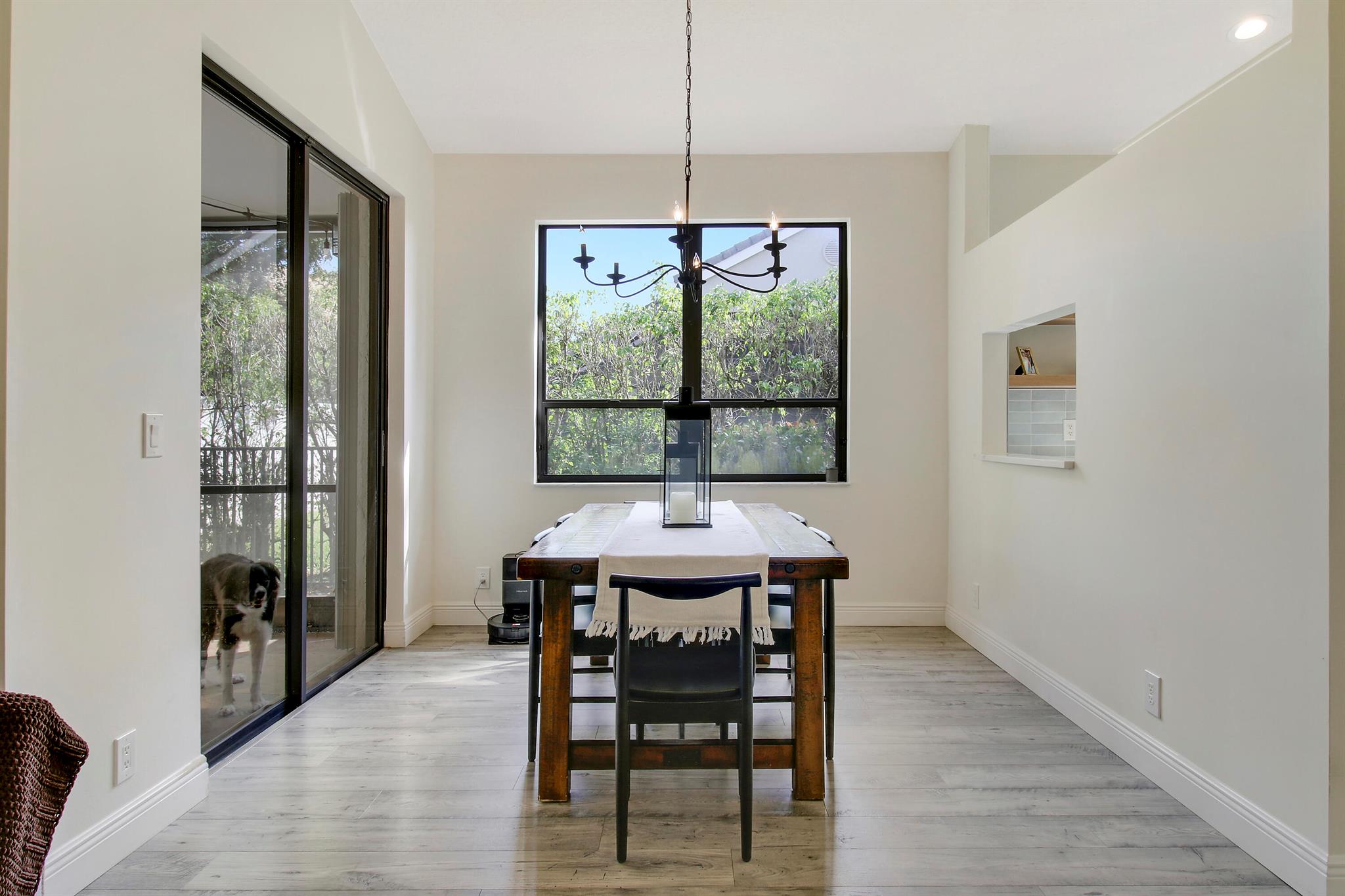 10199 Lexington Circle N