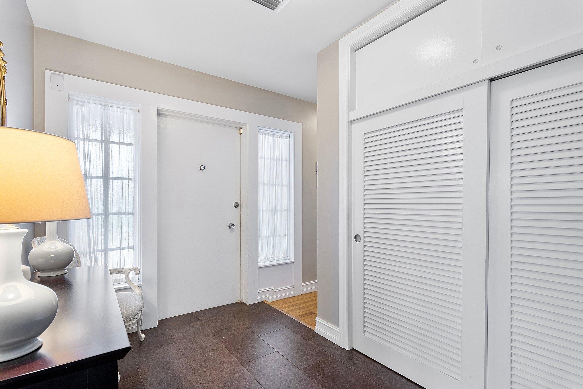 1102 N Golfview Road