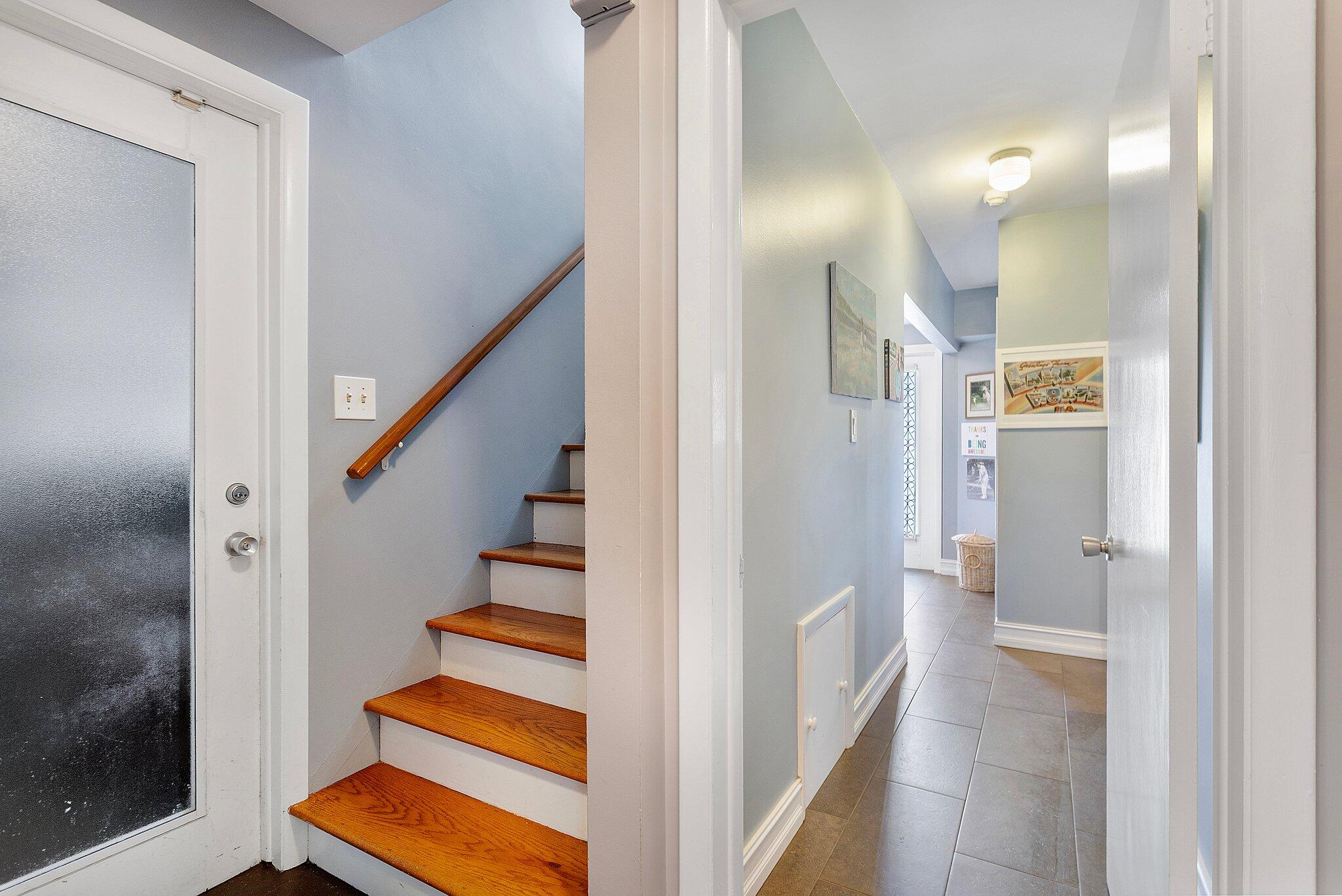 1102 N Golfview Road