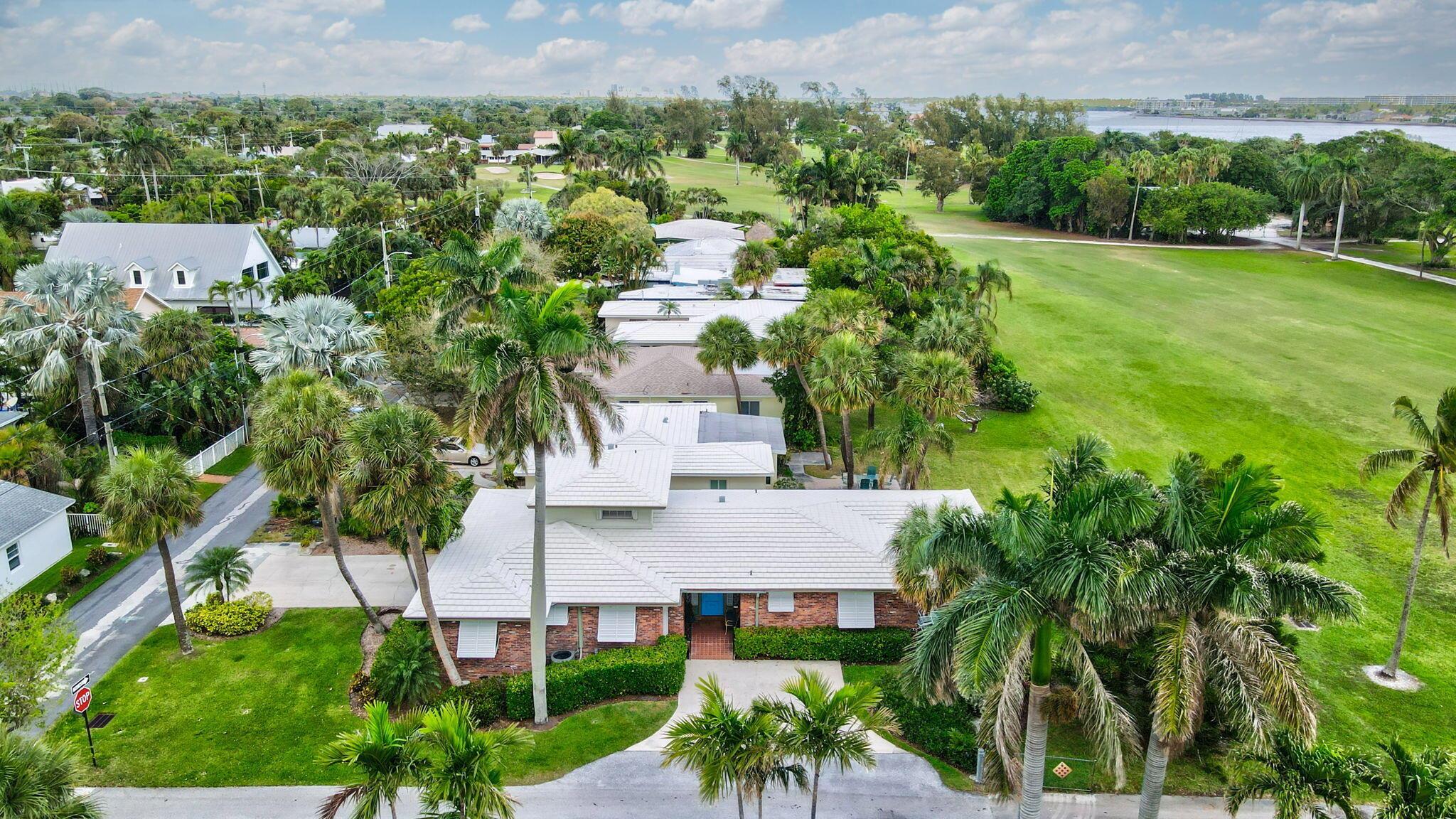 1102 N Golfview Road