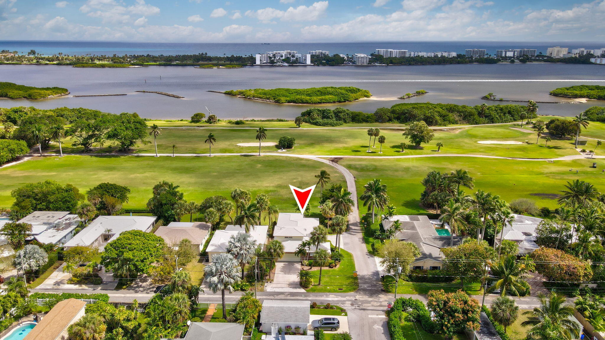 1102 N Golfview Road