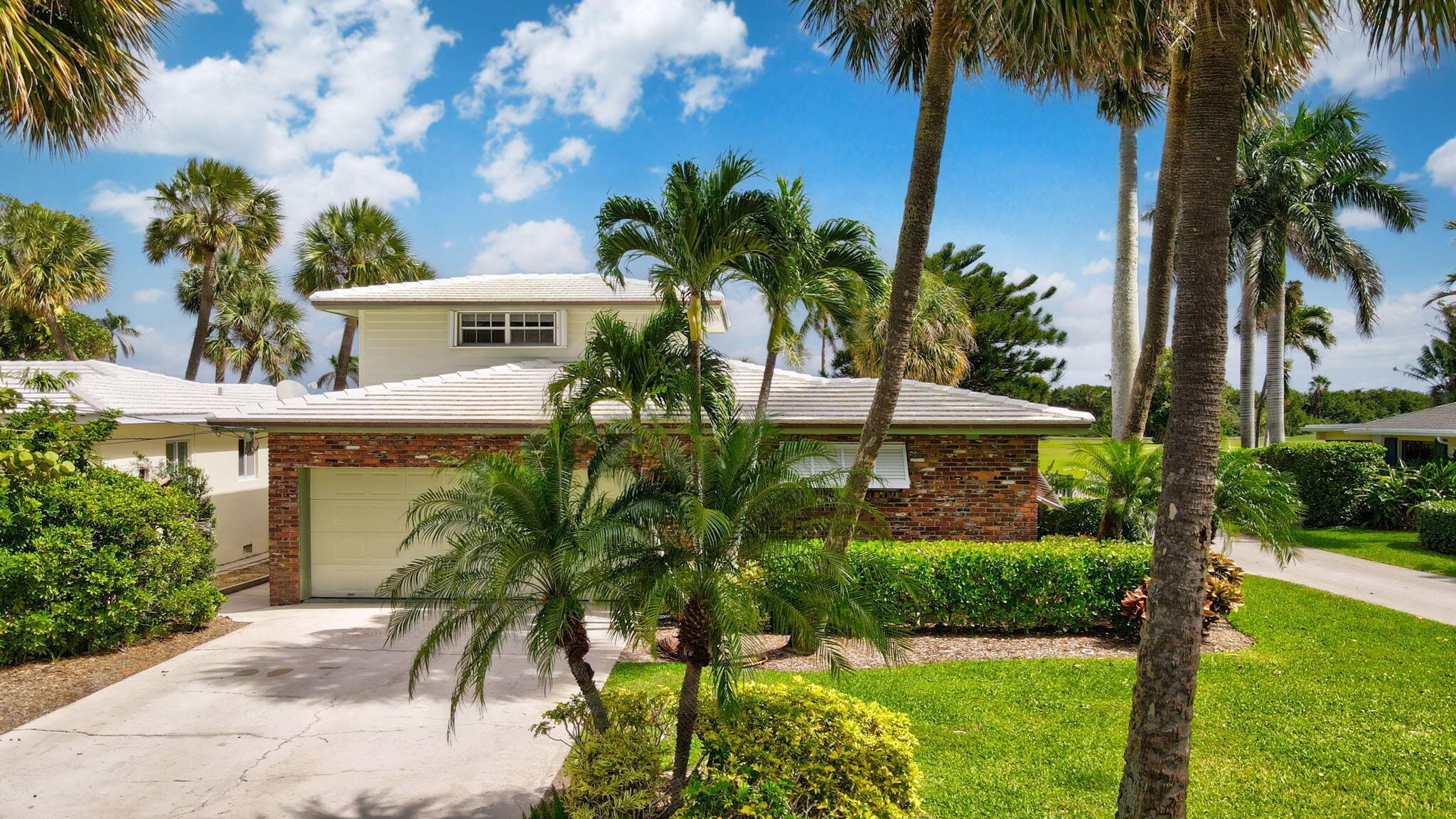 1102 N Golfview Road