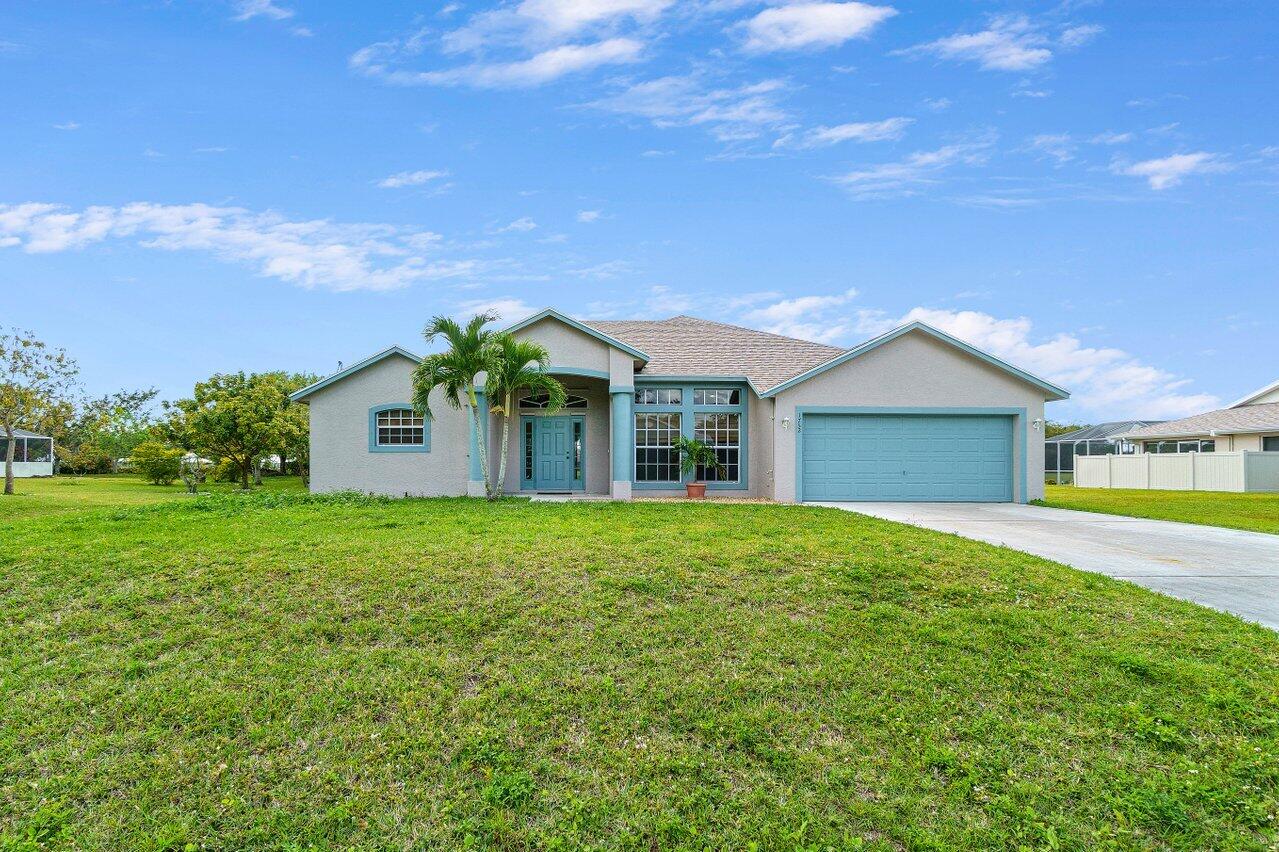 1752 SW Lexington Drive