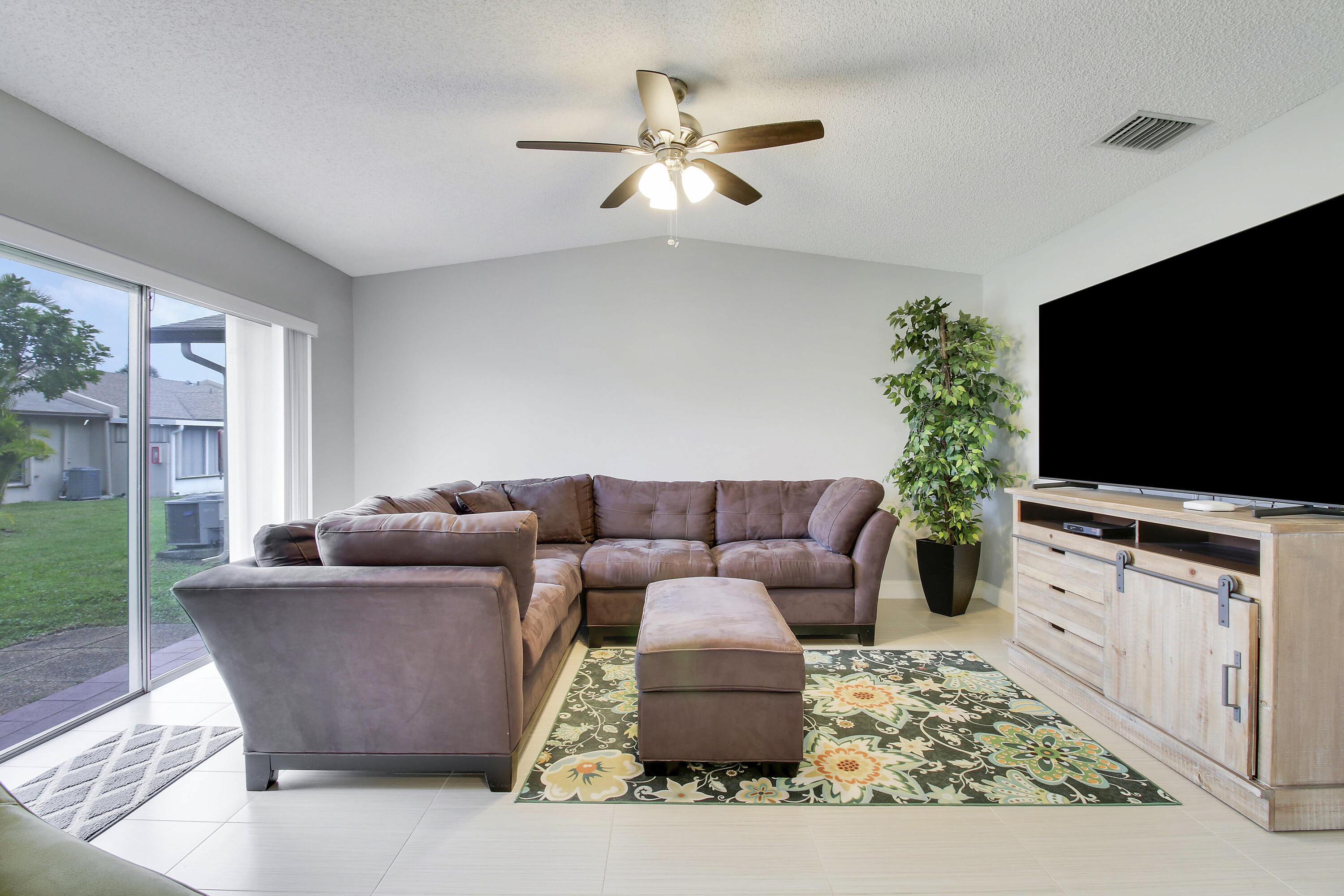 5431 Viburnum Street