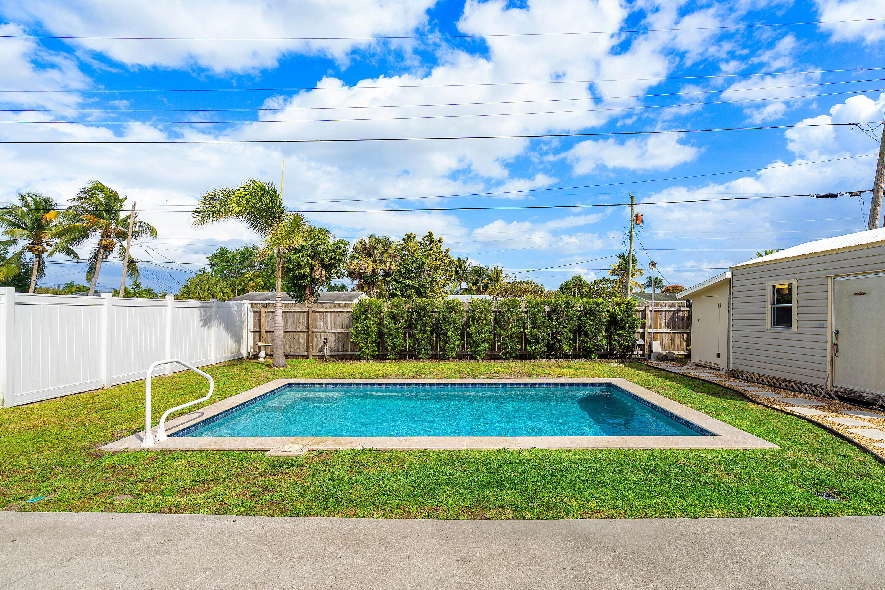 9482 Bellewood Street