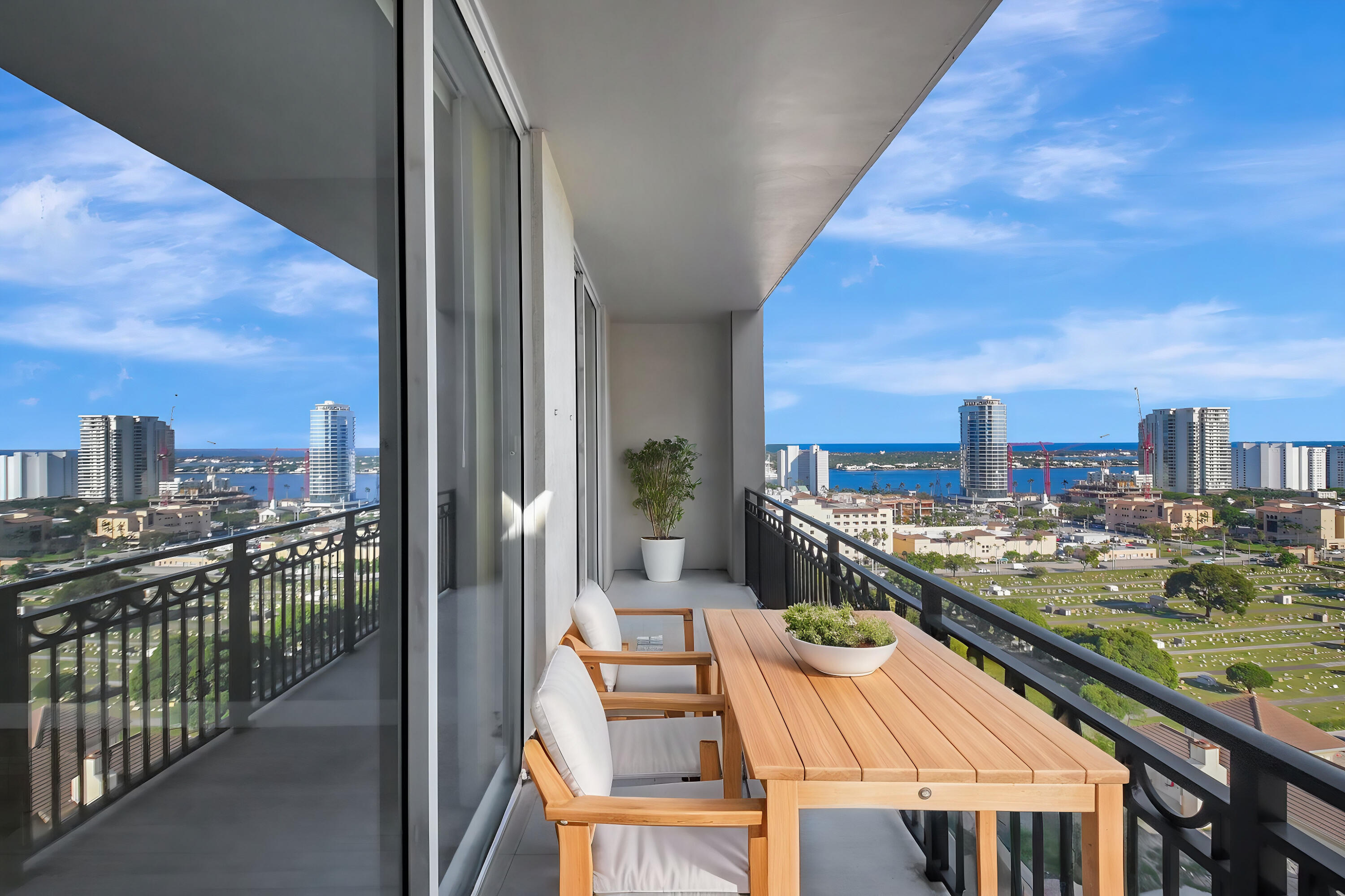 550 Okeechobee Boulevard Mph-07