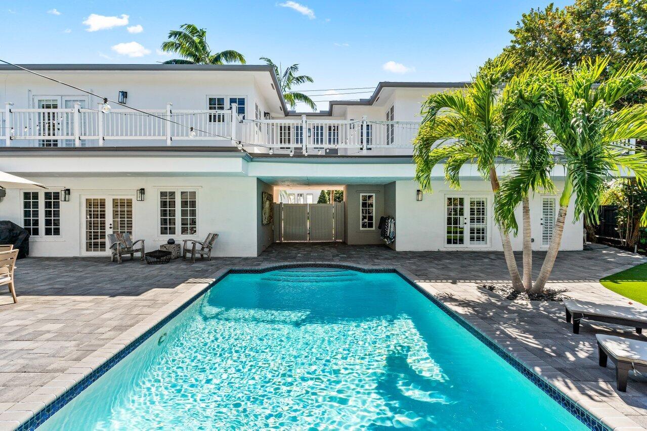 700 NW 2nd Avenue
