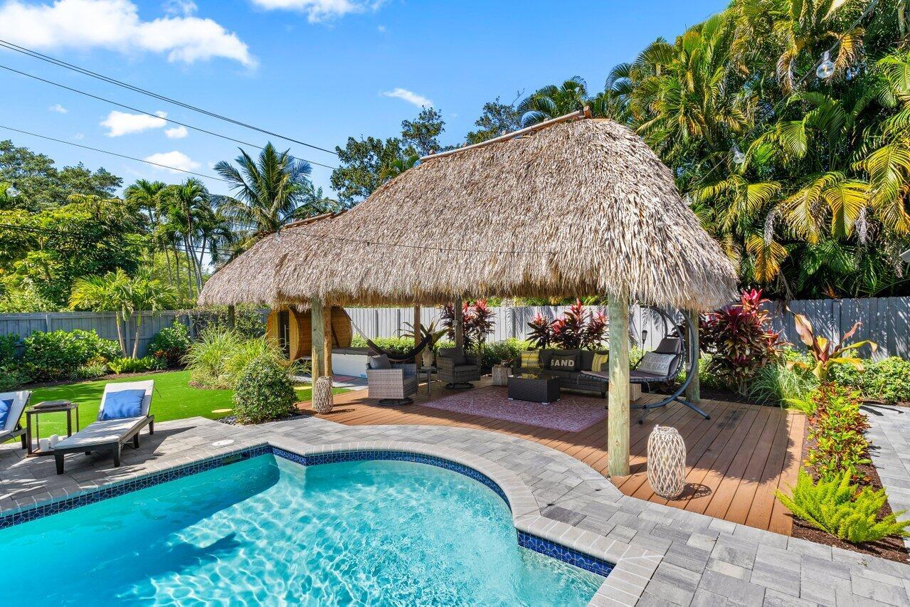 700 NW 2nd Avenue