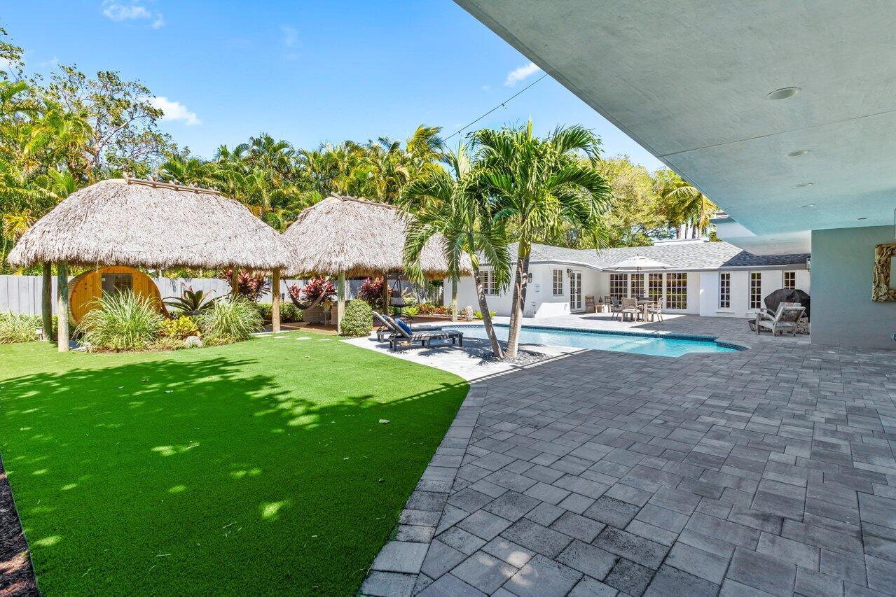 700 NW 2nd Avenue