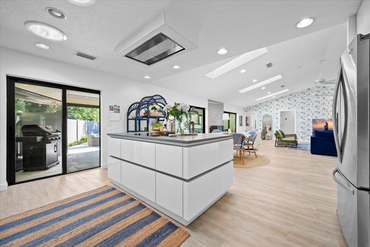 17 Glengary Road