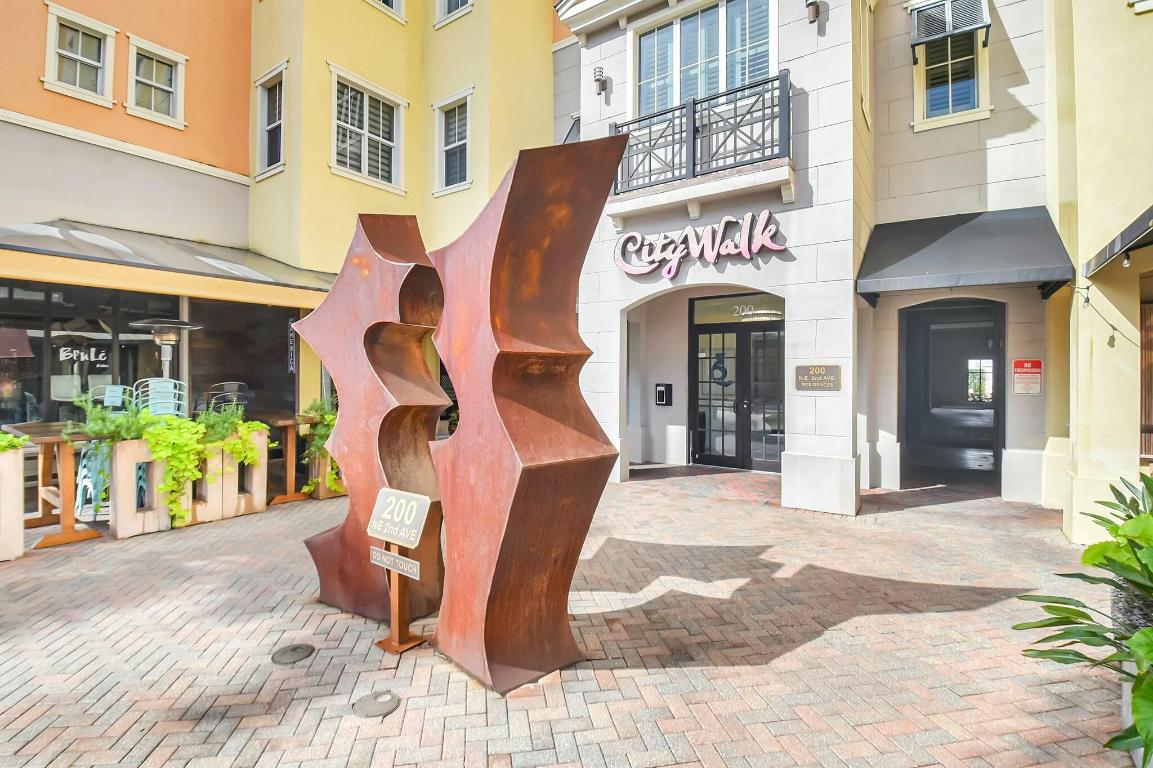 200 NE 2nd Avenue 315