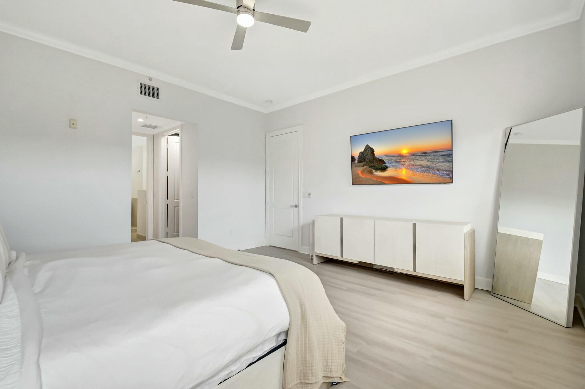 200 NE 2nd Avenue 315