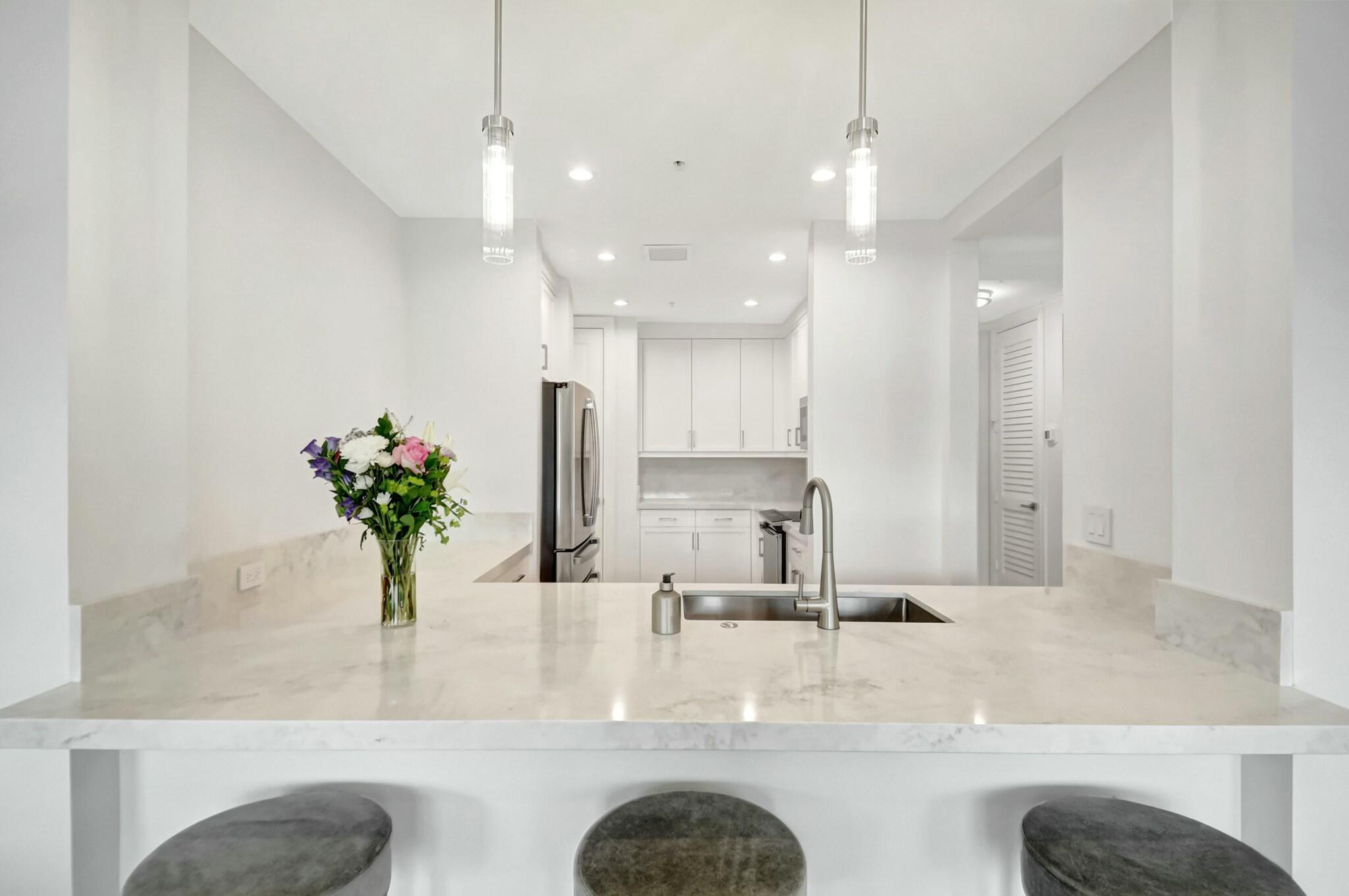 200 NE 2nd Avenue 315