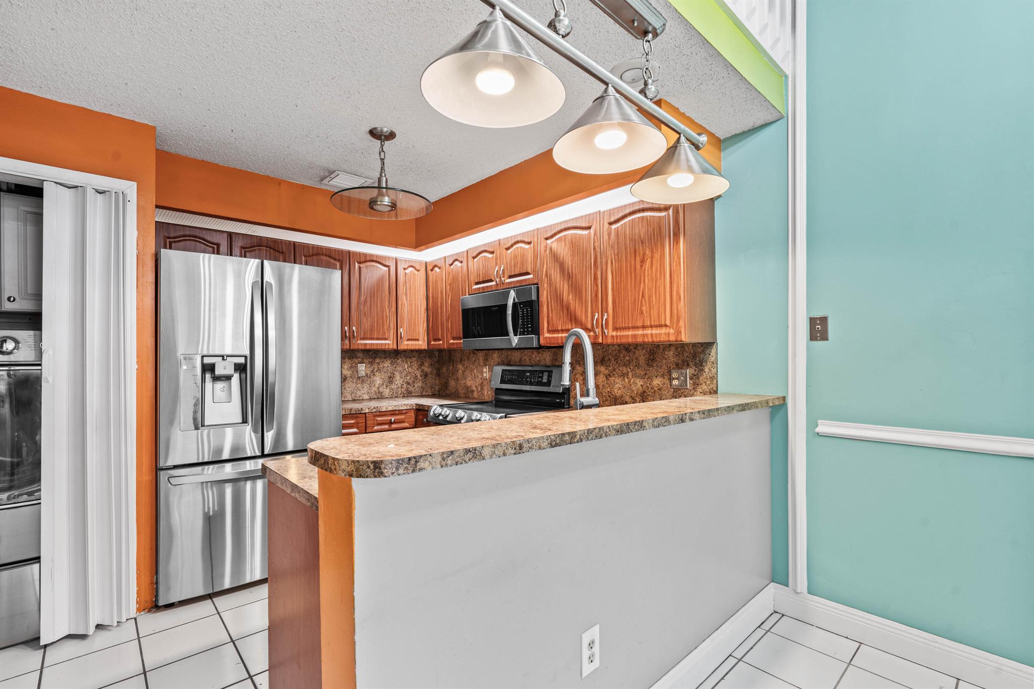 7198 Sportsmans Drive 2