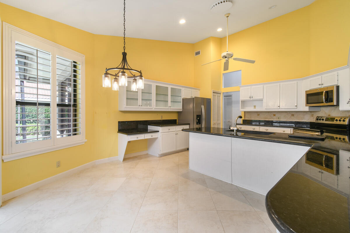 1549 NW Buttonbush Circle