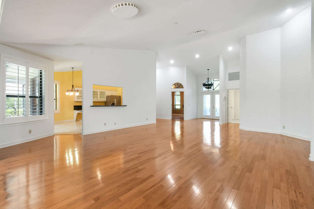 1549 NW Buttonbush Circle