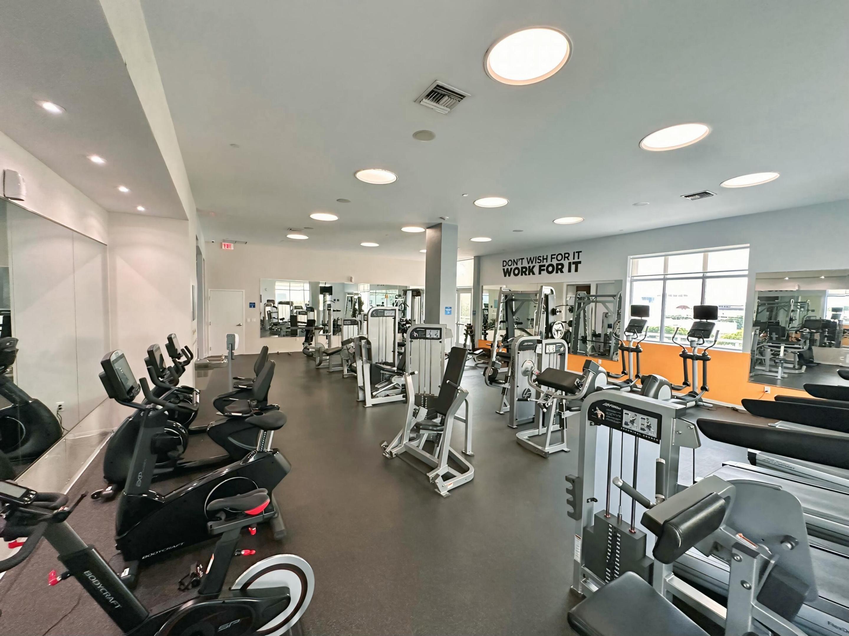 300 S Australian Avenue 1116