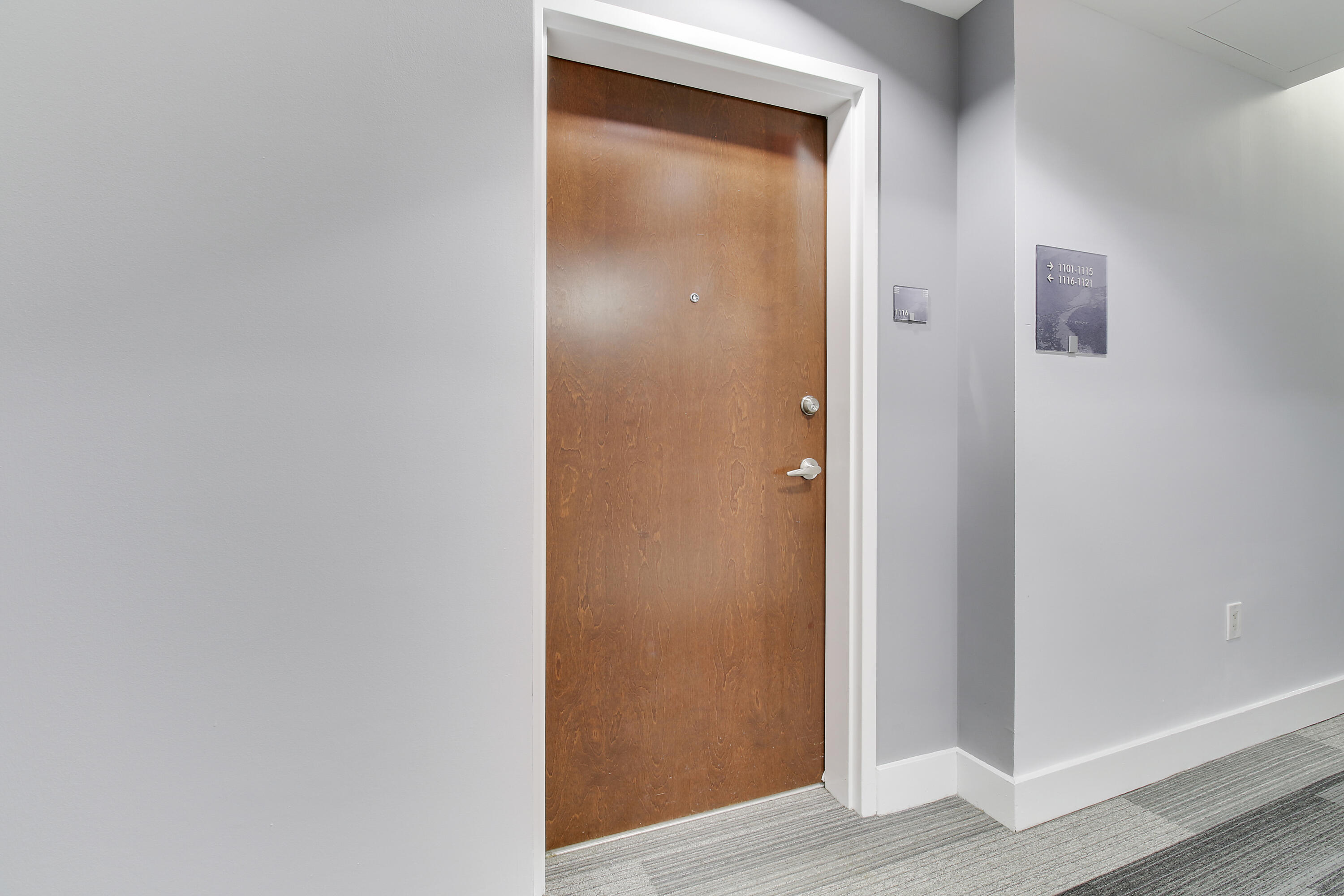 300 S Australian Avenue 1116